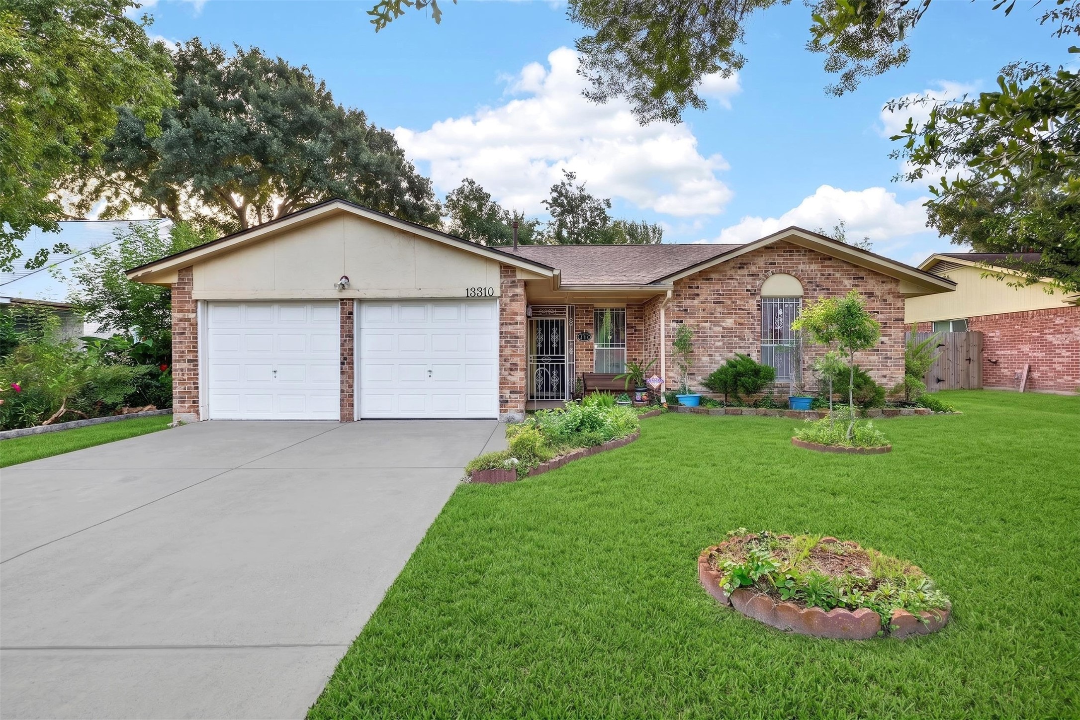 13310 T C Jester Boulevard Property Photo 1