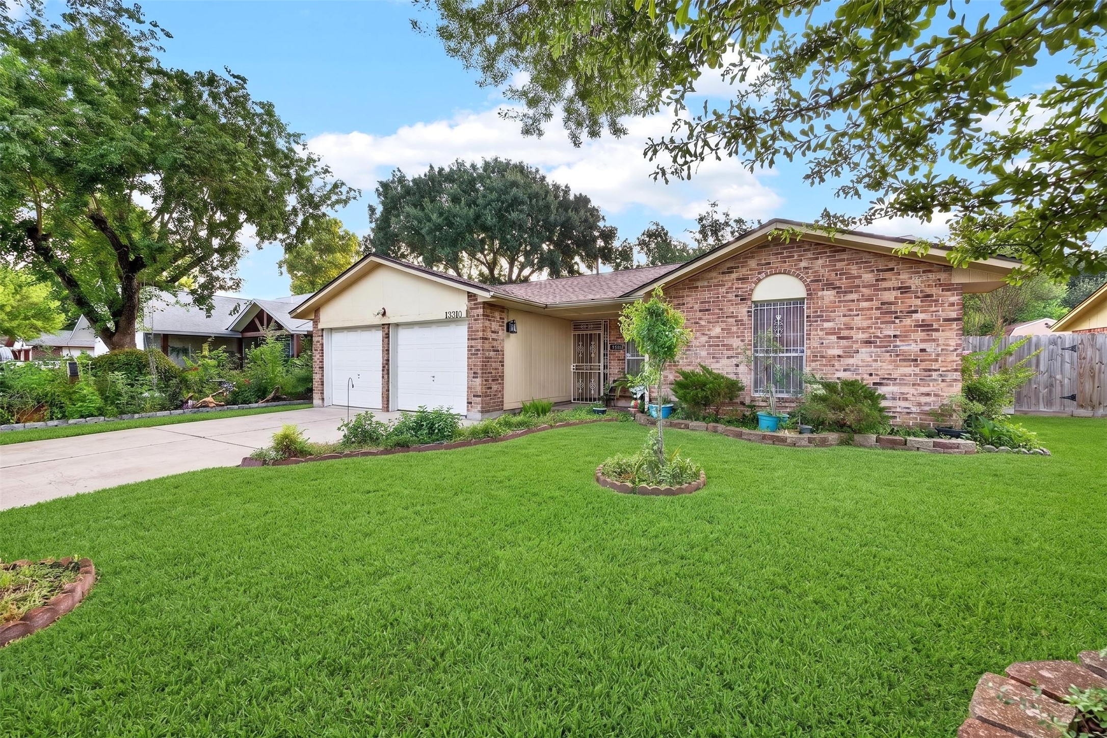 13310 T C Jester Boulevard Property Photo 5
