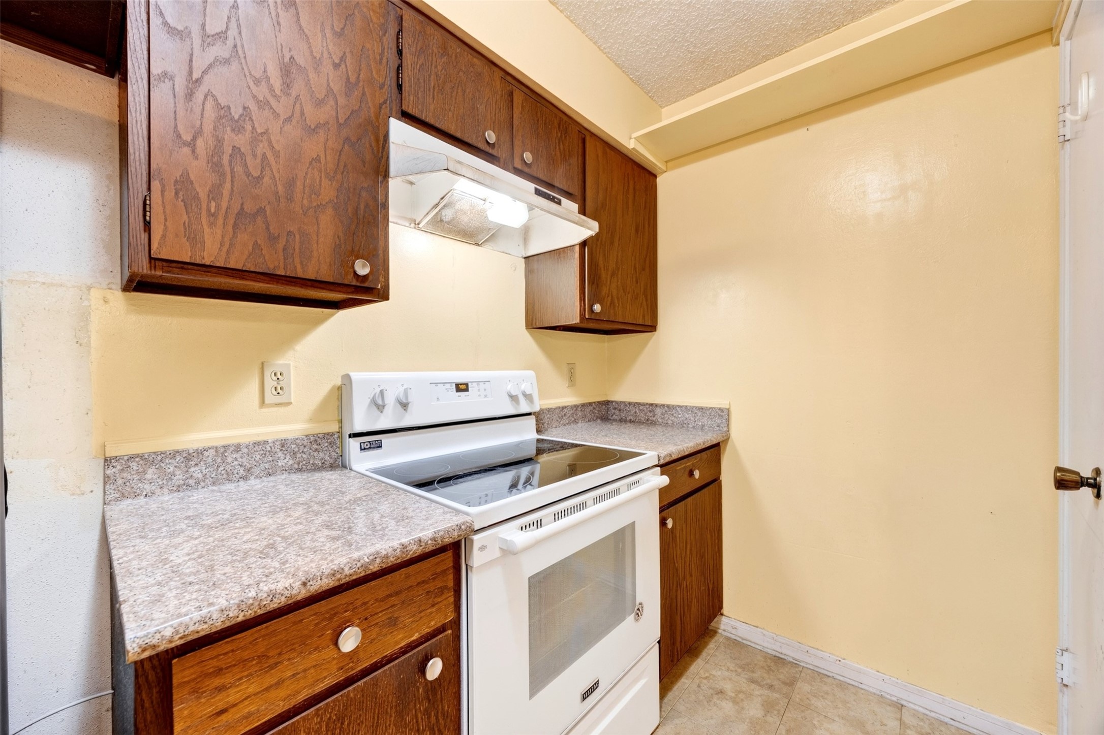 13310 T C Jester Boulevard Property Photo 13