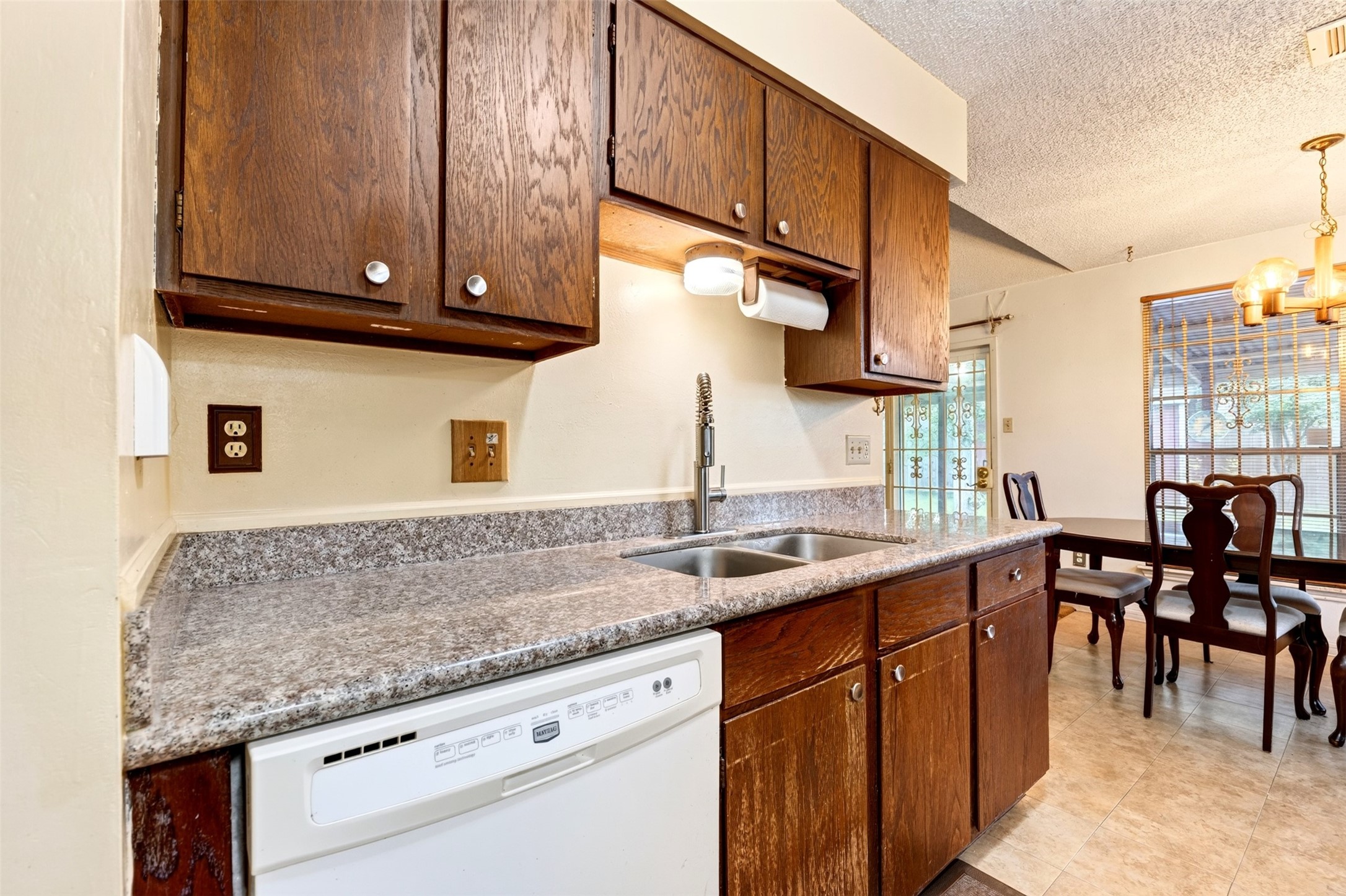 13310 T C Jester Boulevard Property Photo 14