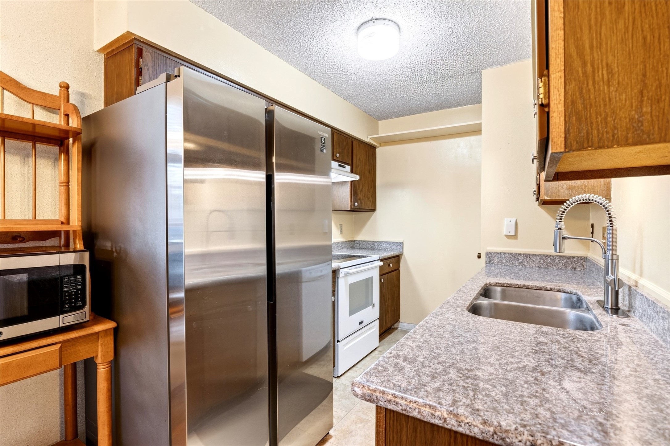 13310 T C Jester Boulevard Property Photo 16