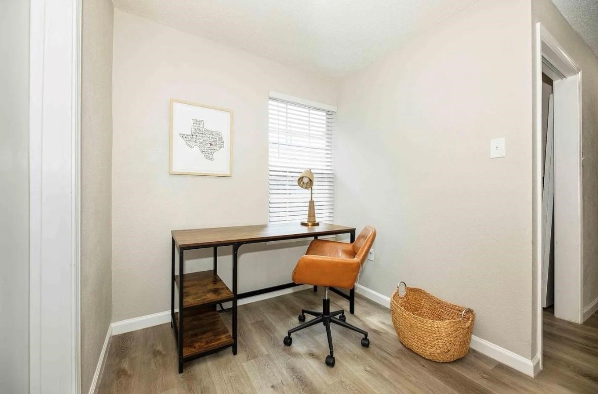 1407 E 35th Street Property Photo 5