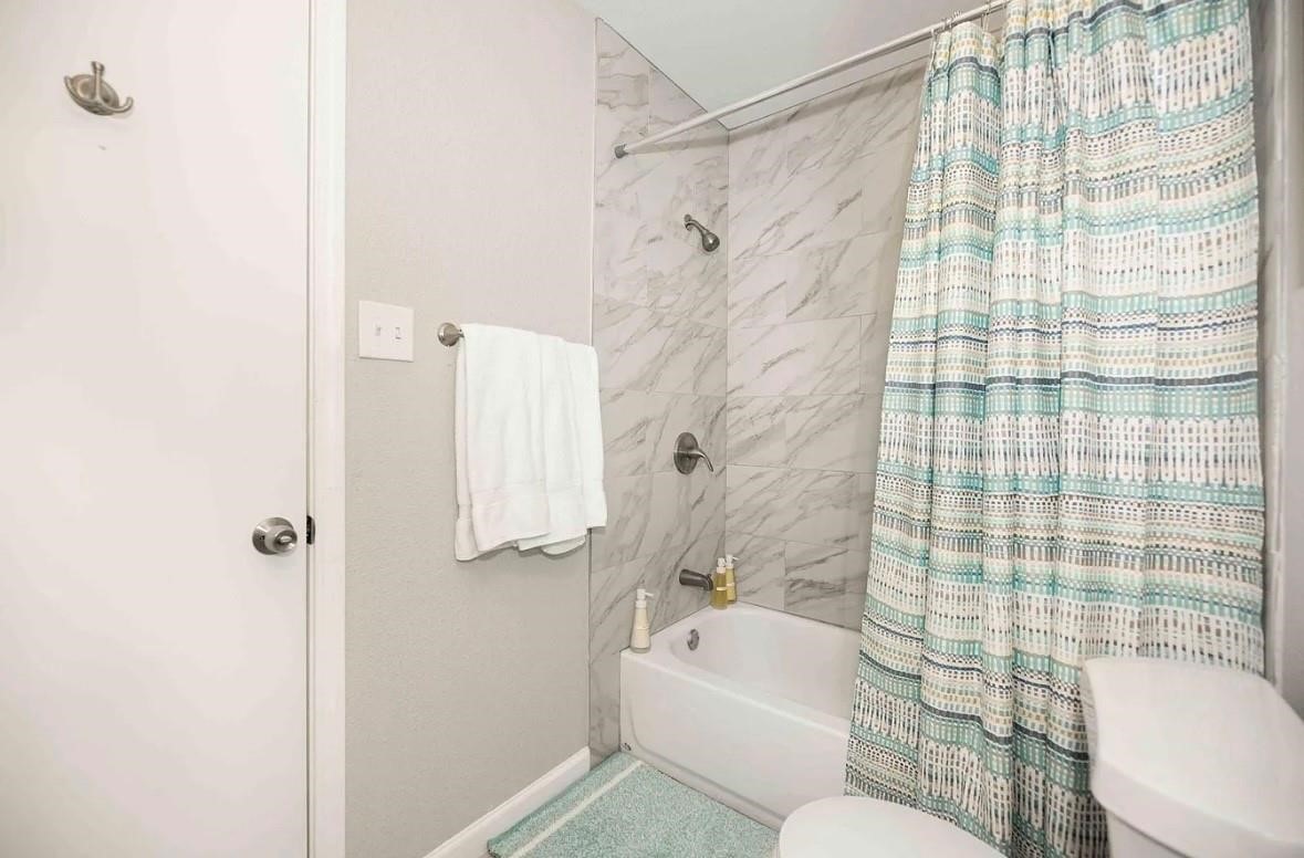 1407 E 35th Street Property Photo 14