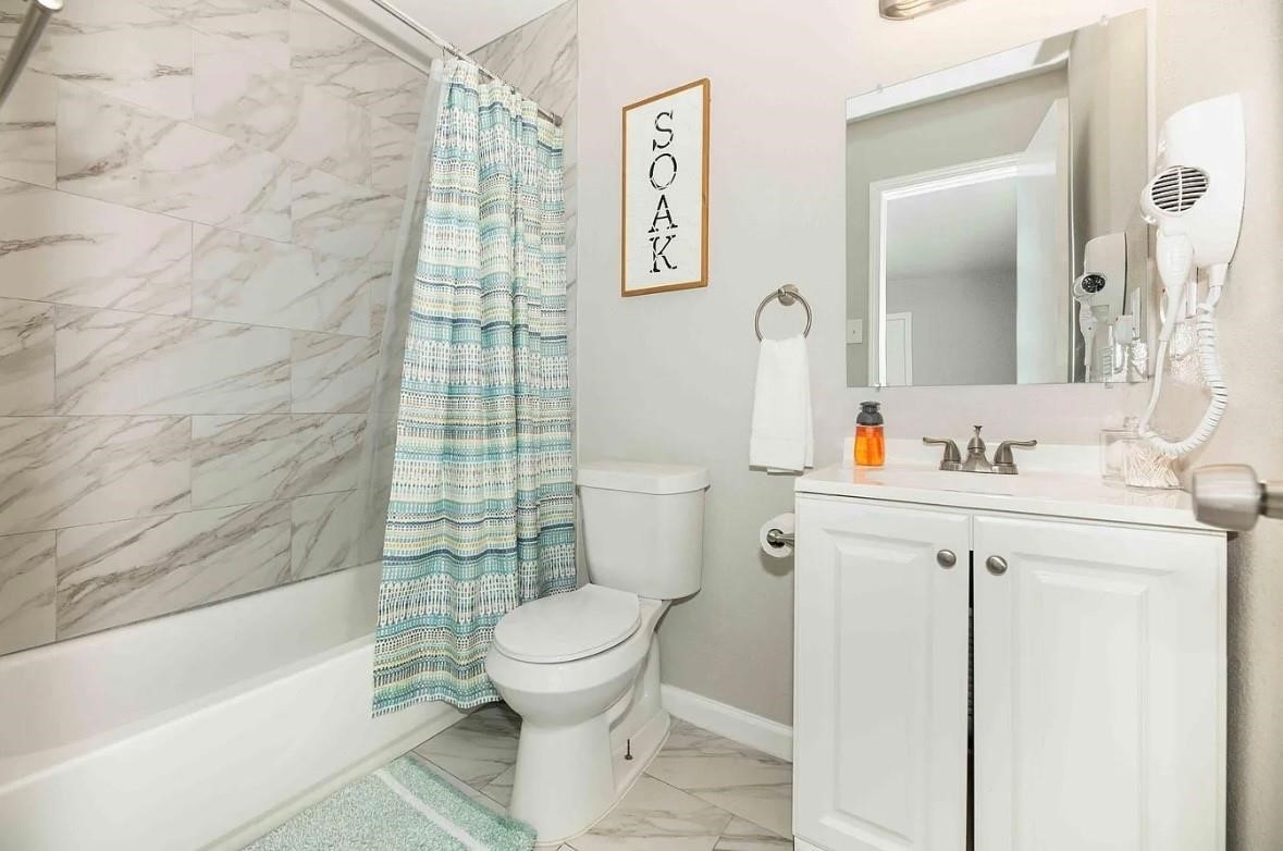 1407 E 35th Street Property Photo 18