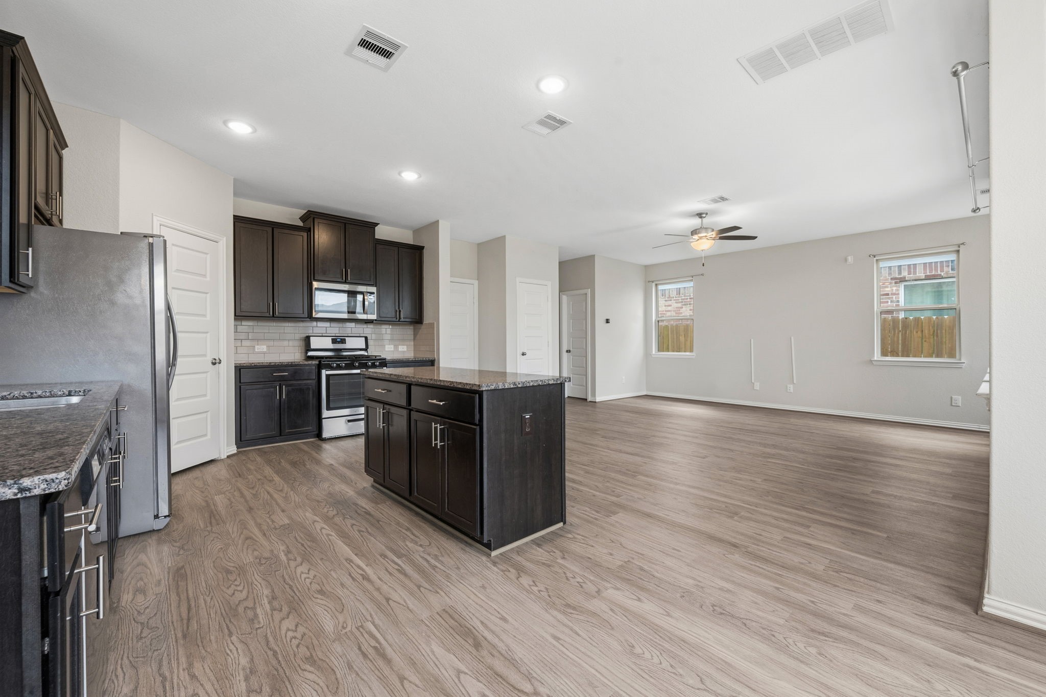 12806 Crombie Drive Property Photo 7