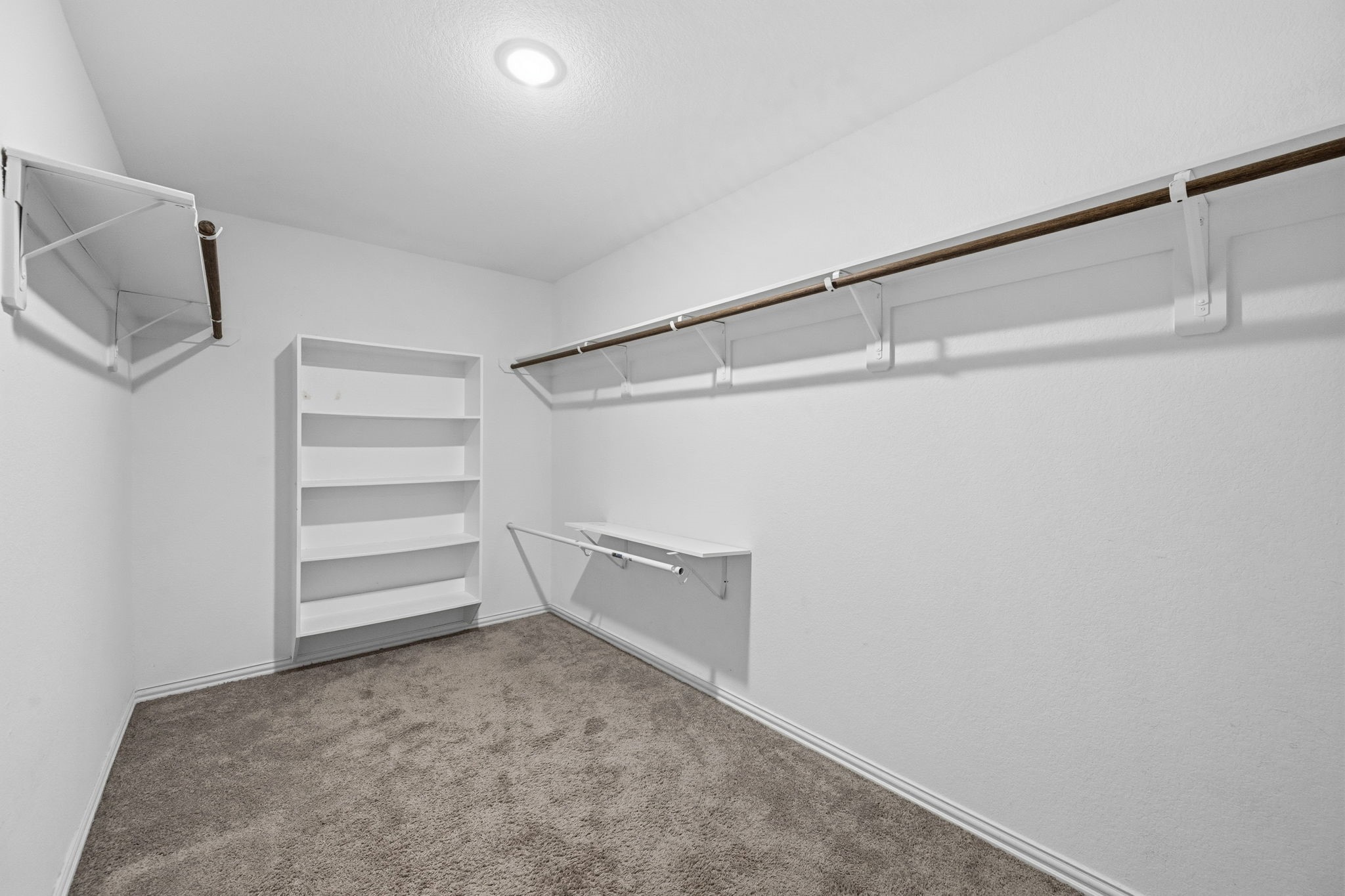 12806 Crombie Drive Property Photo 17