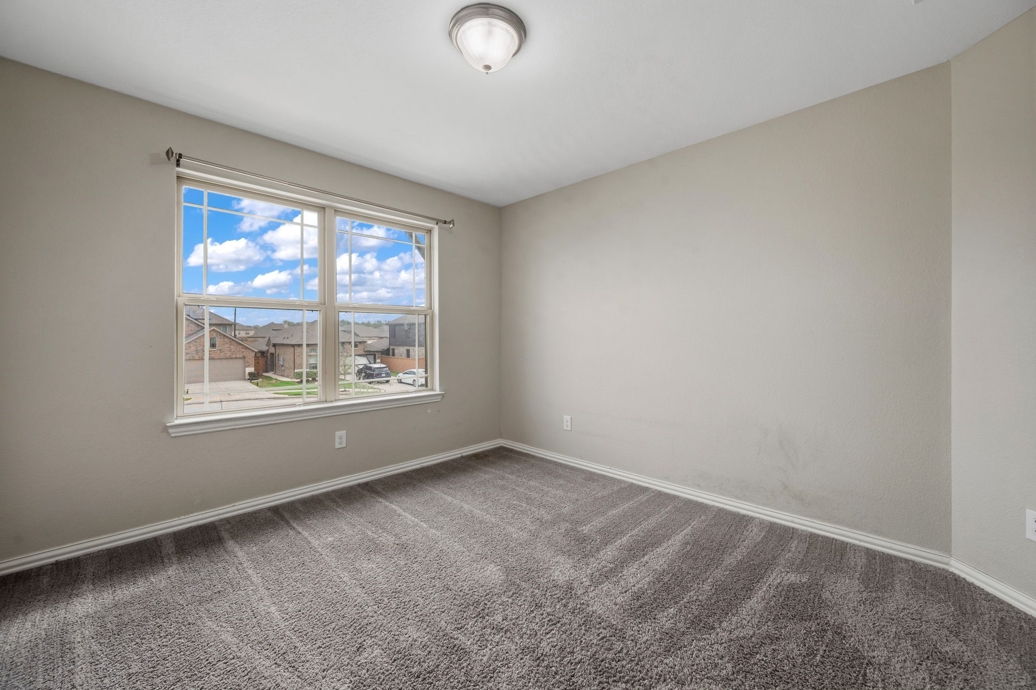 12806 Crombie Drive Property Photo 22