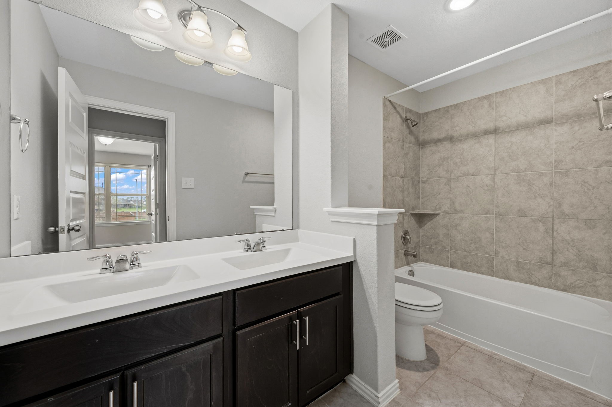 12806 Crombie Drive Property Photo 24