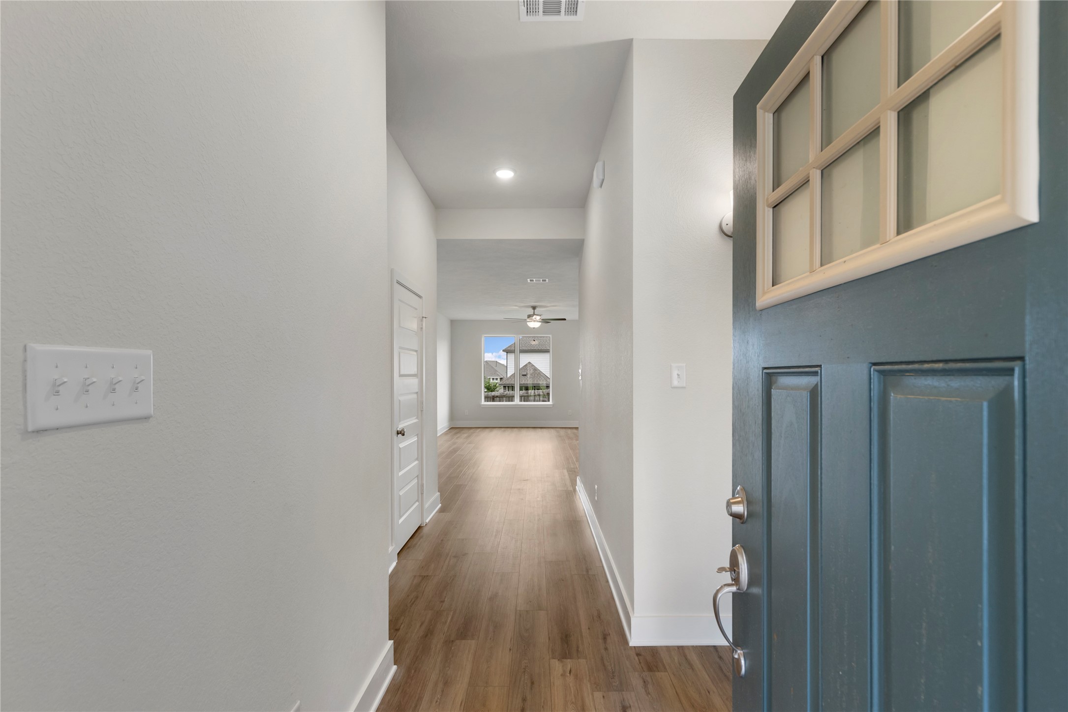 2033 Winepress Road Property Photo 6
