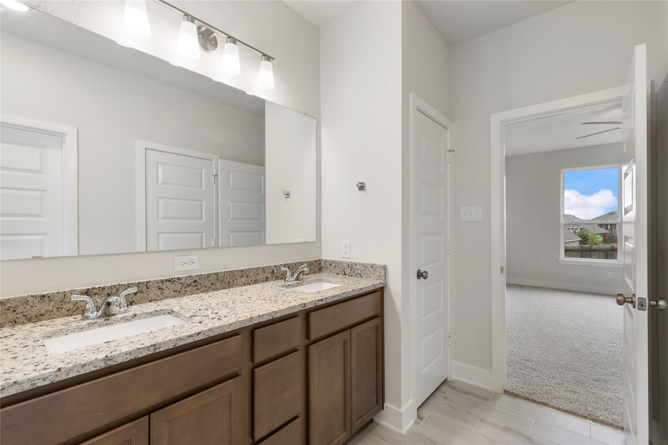 2033 Winepress Road Property Photo 29