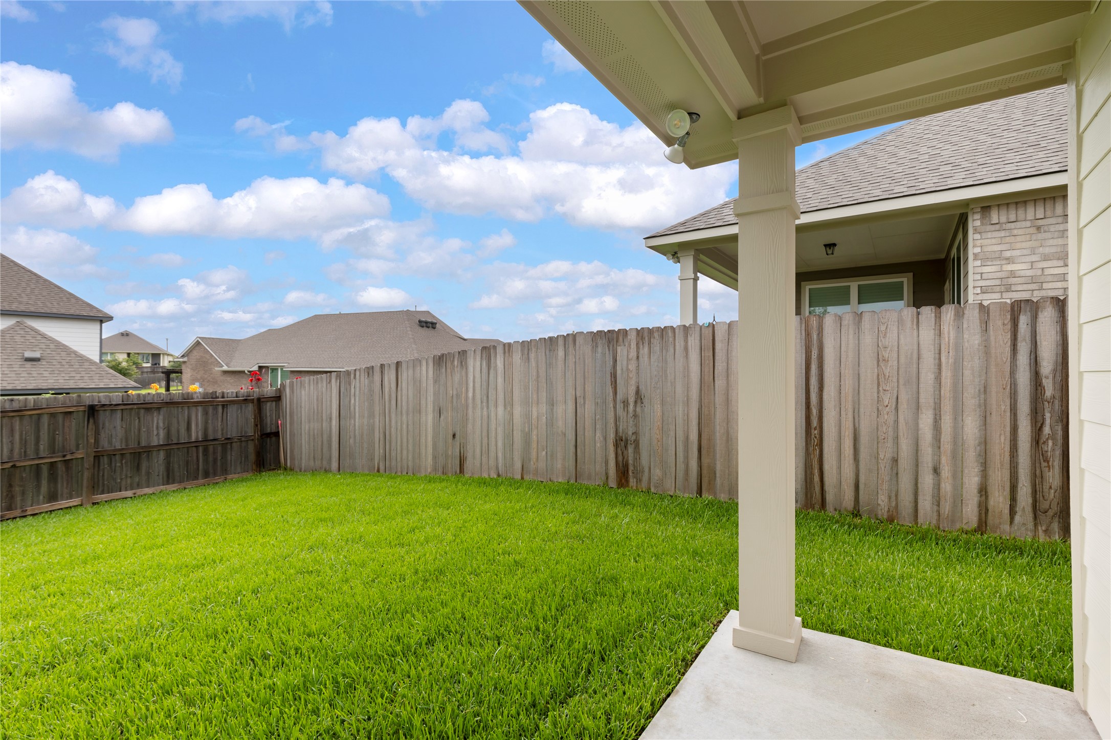 2033 Winepress Road Property Photo 36