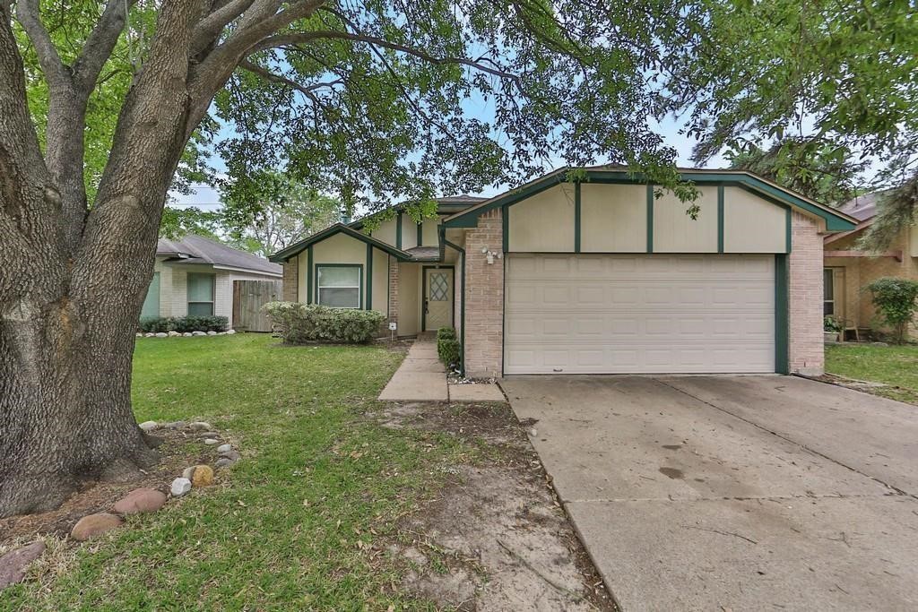 11822 Yearling Drive Property Photo 1