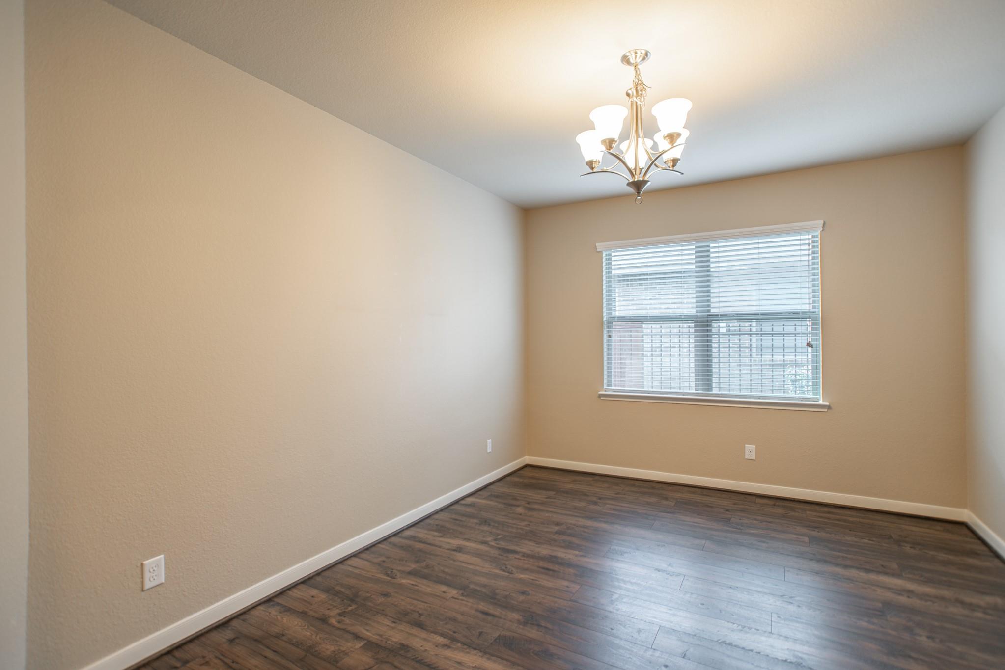 99 W Wading Pond Circle Property Photo 6
