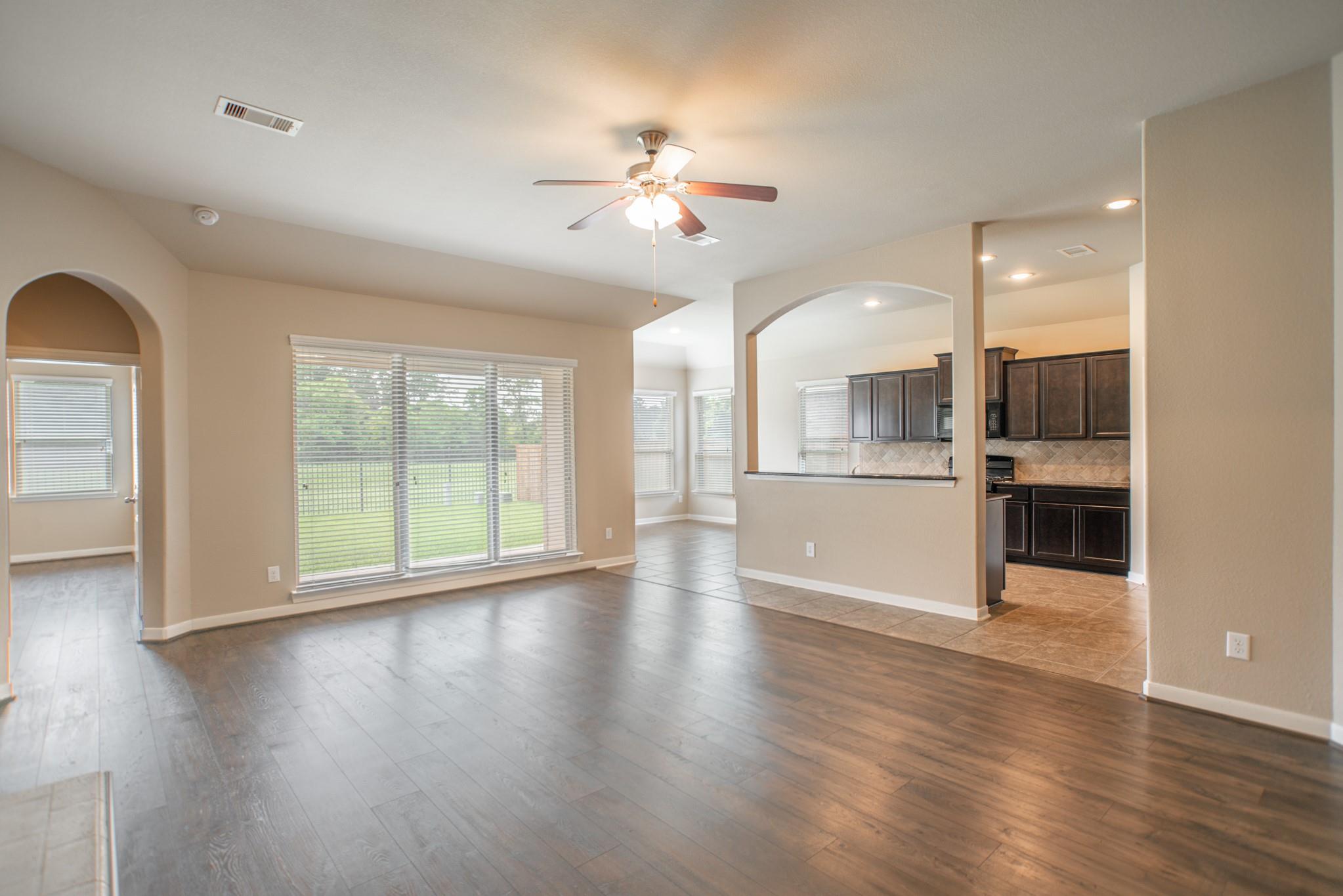 99 W Wading Pond Circle, The Woodlands Tx 77375-468 Property Photo 8
