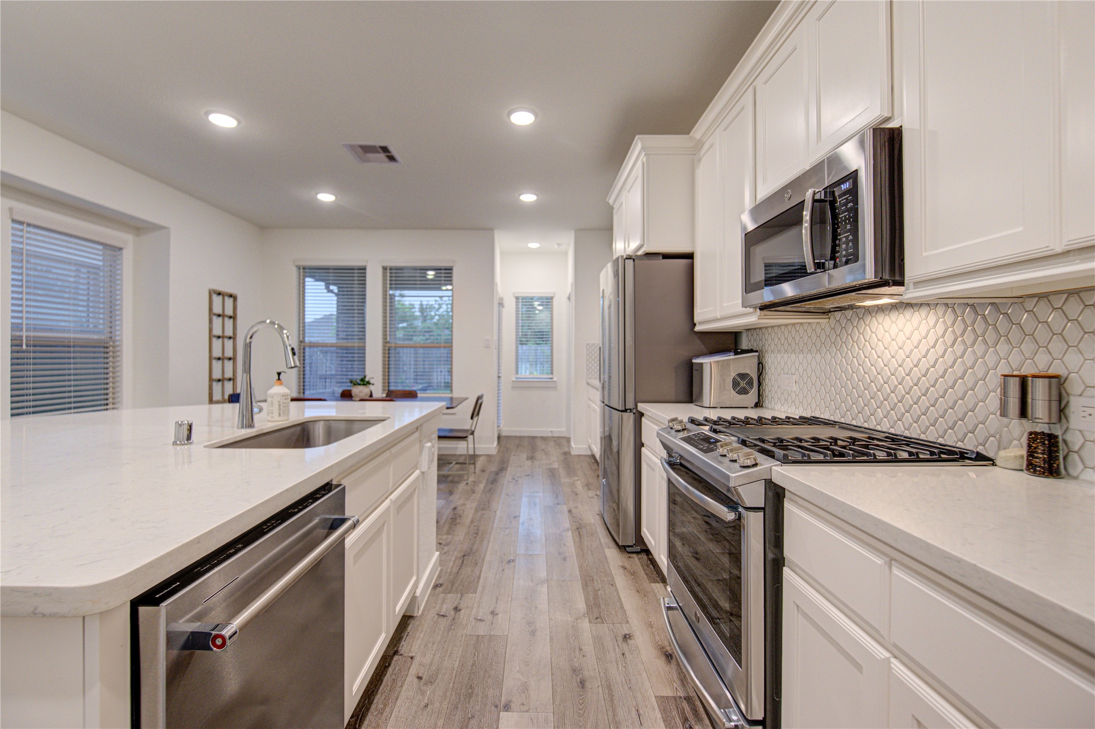 12338 Castano Creek Drive Property Photo 15