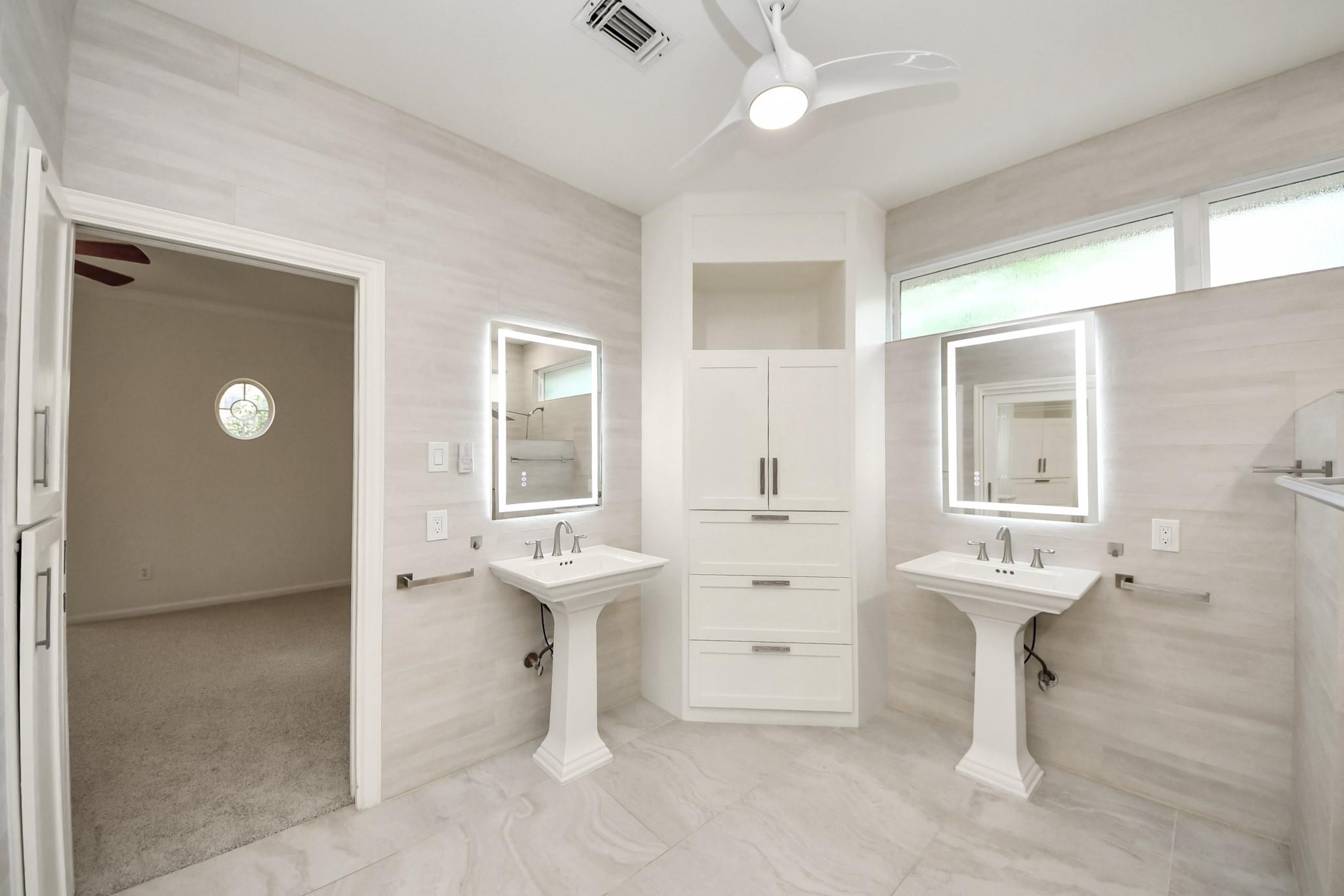 1302 Wickshire Lane, Houston Tx 77043 Property Photo 15