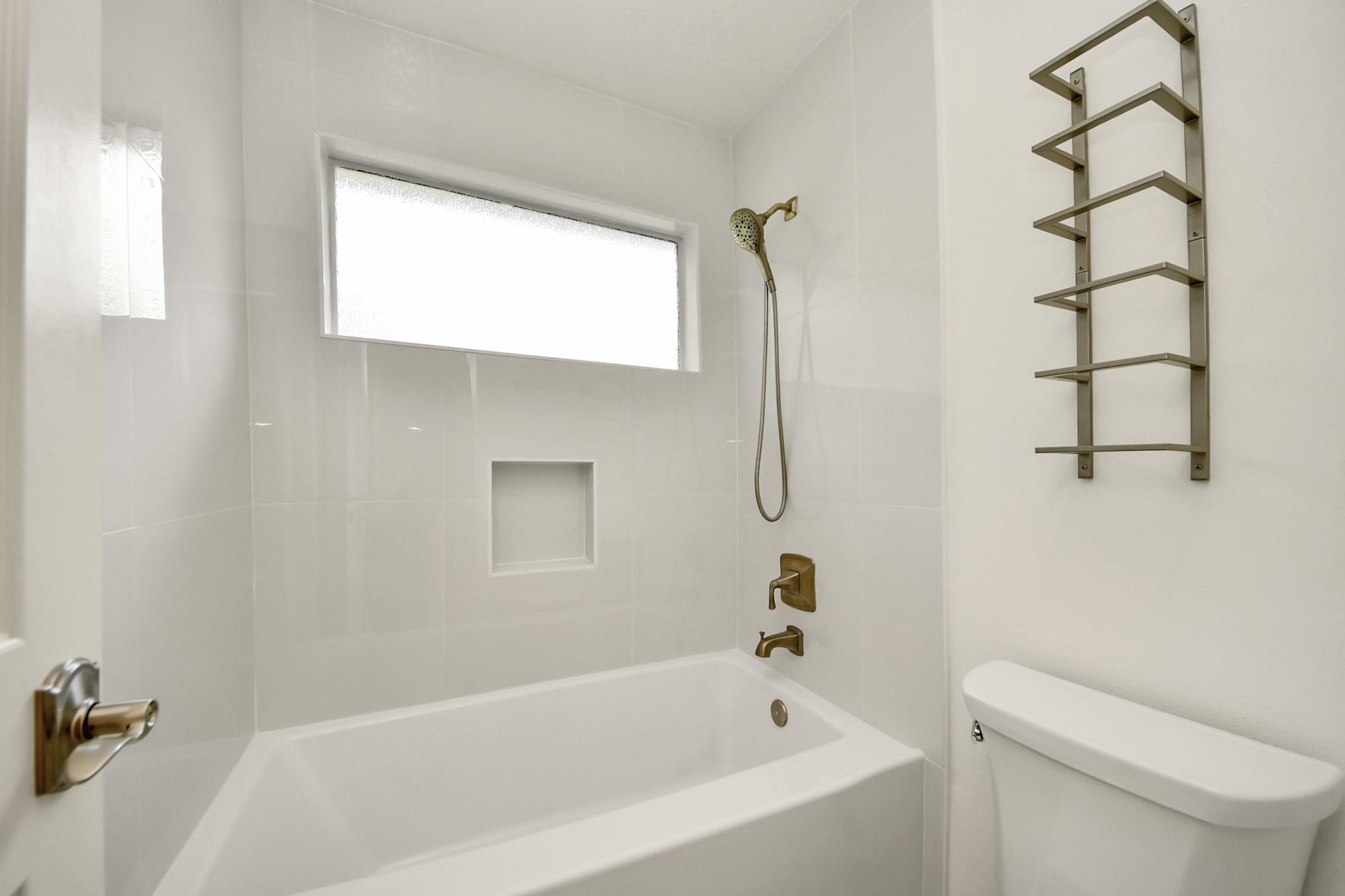 1302 Wickshire Lane, Houston Tx 77043 Property Photo 34