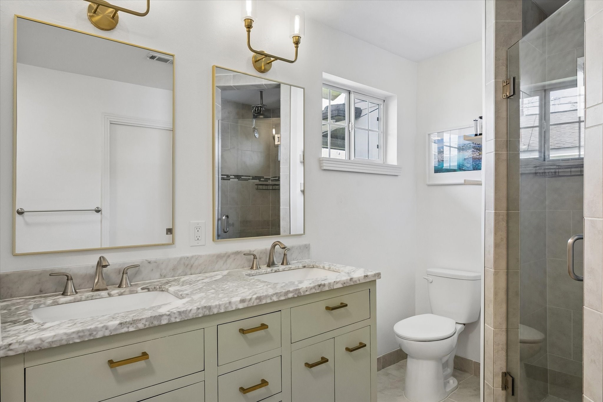 1232 Chantilly Lane Property Photo 12
