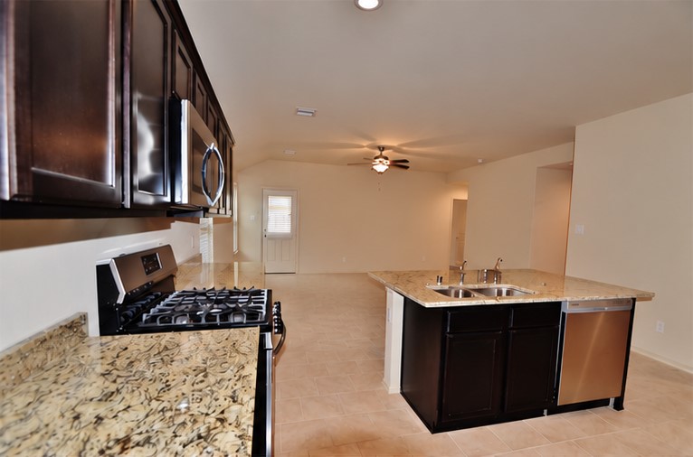 23614 Shortleaf Pine Drive Property Photo 9