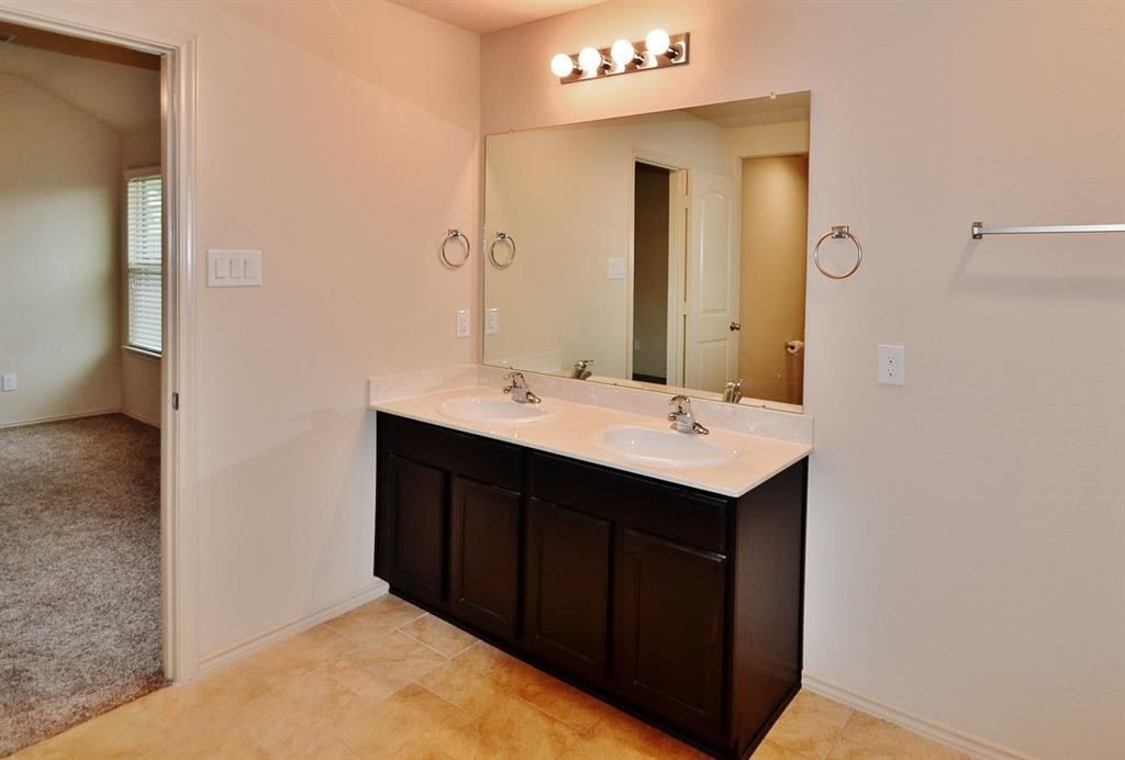 23614 Shortleaf Pine Drive Property Photo 13