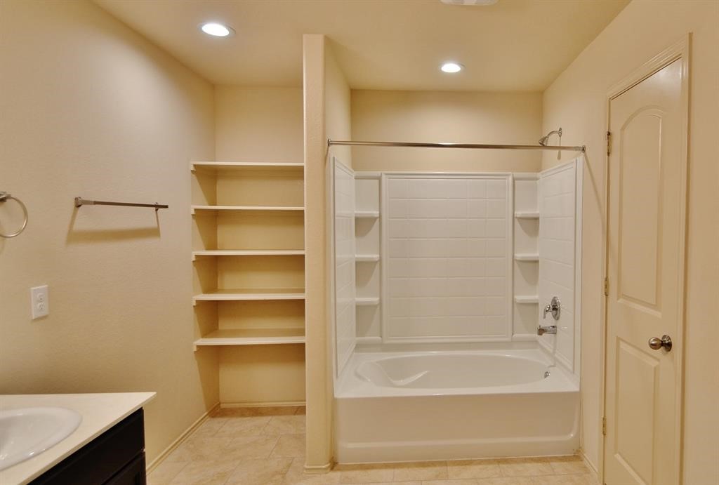 23614 Shortleaf Pine Drive Property Photo 14