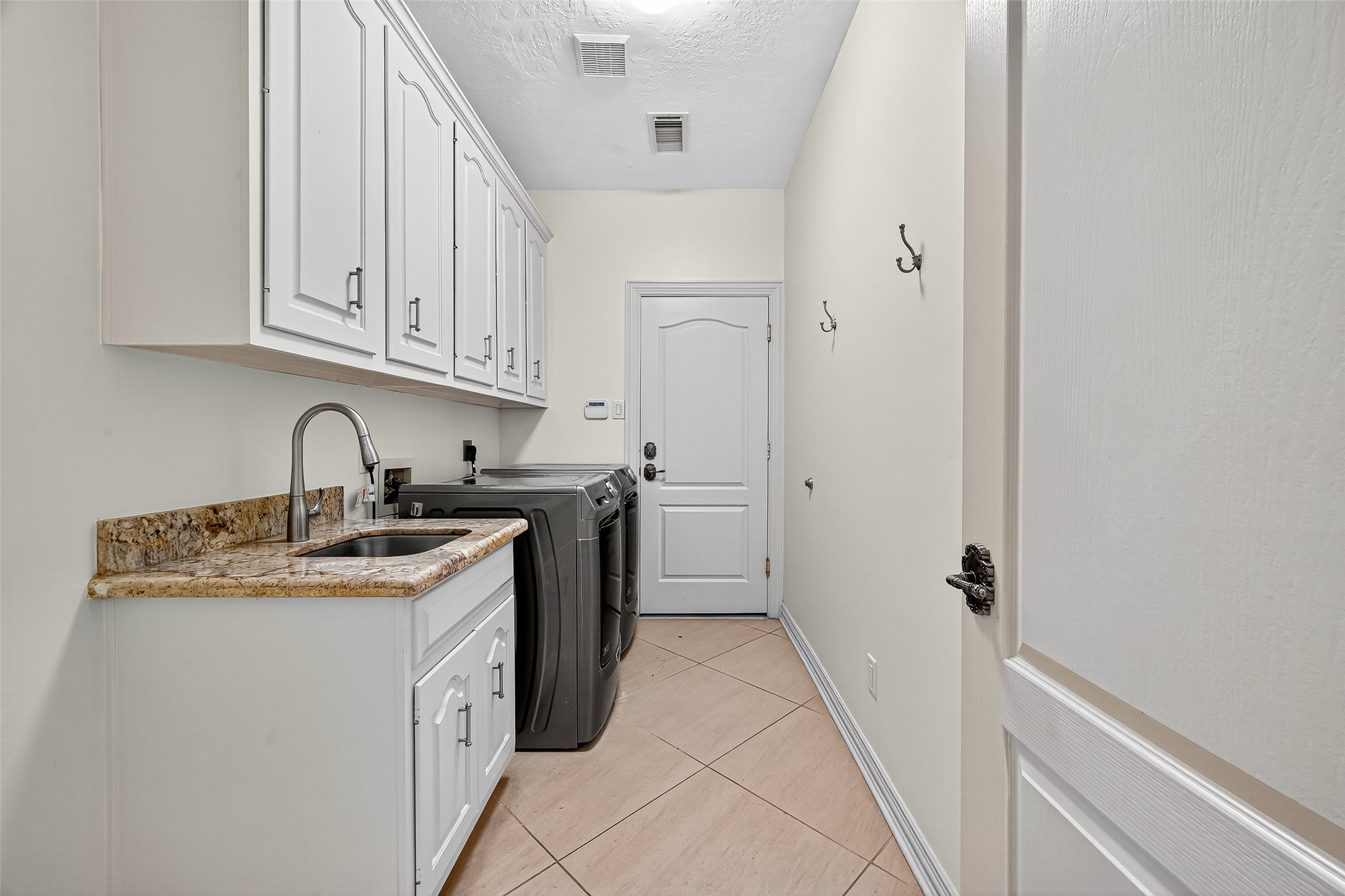 1803 Cottage Landing Lane Property Photo 20