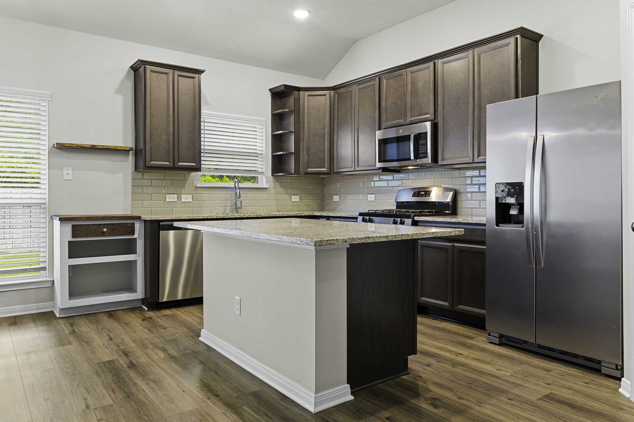 121 New Dawn Trail Property Photo 5