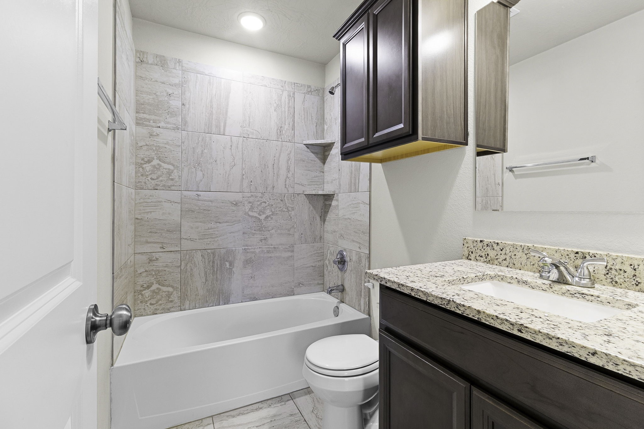 121 New Dawn Trail Property Photo 24