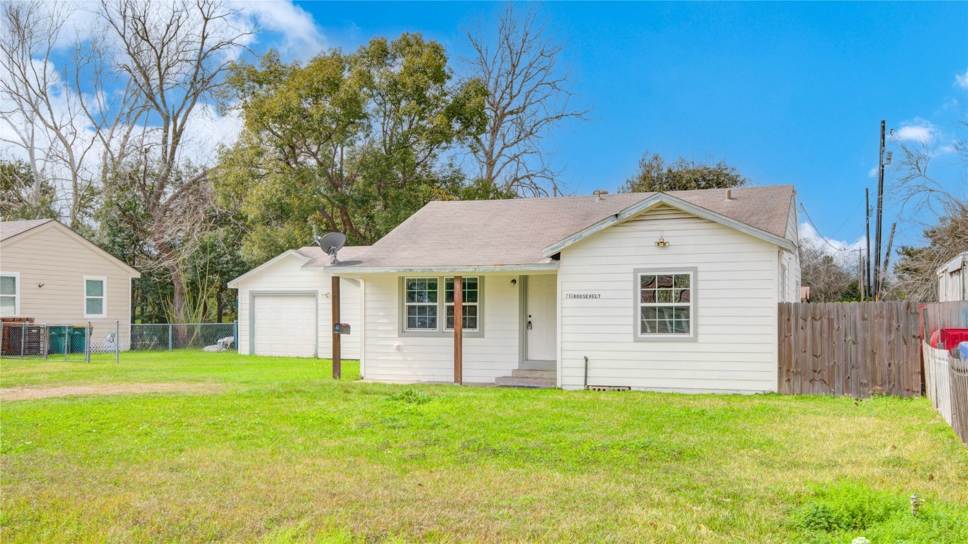 710 Roosevelt Street Property Photo 4