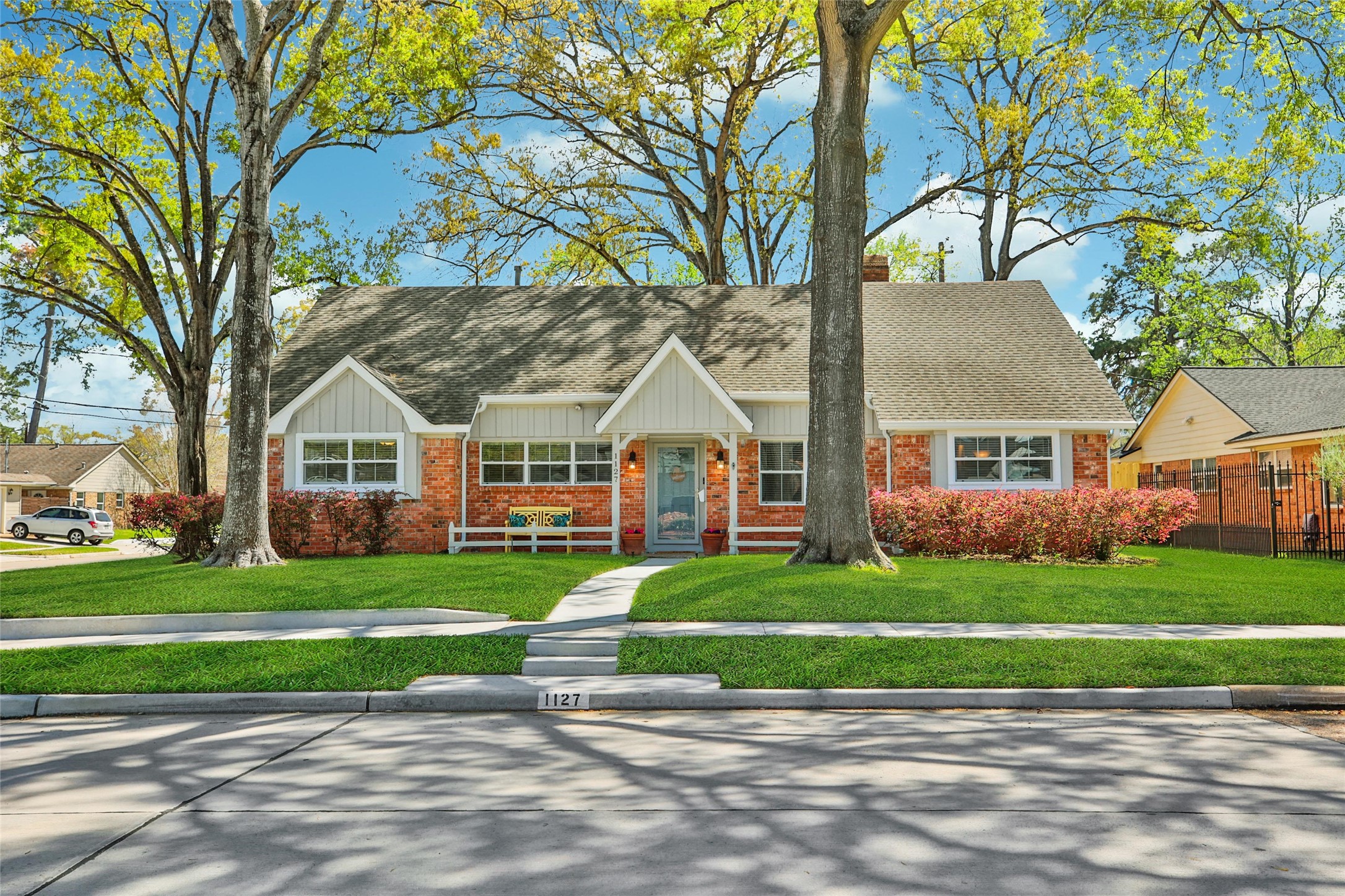 1127 Curtin Street Property Photo