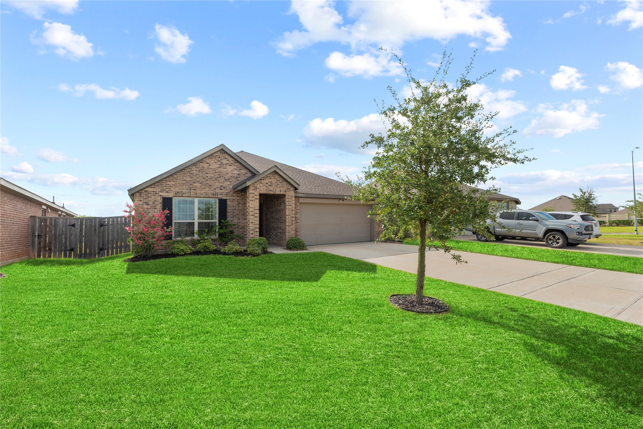7722 Jasmine Chase Drive Property Photo 2