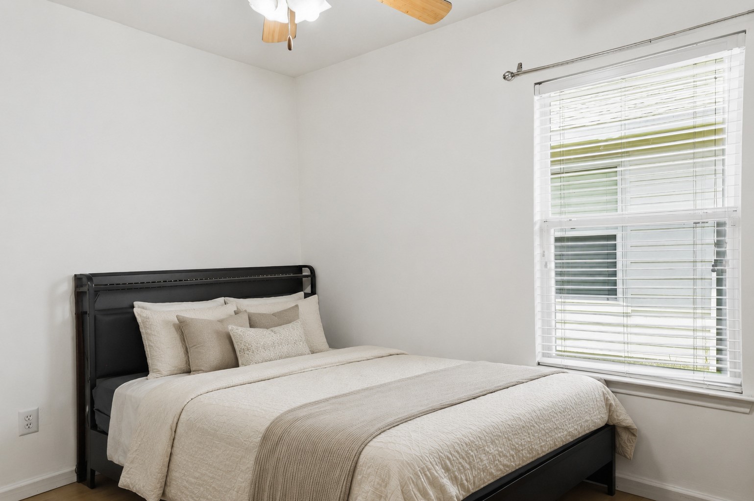 7731 Eldergrove Lane Property Photo 13