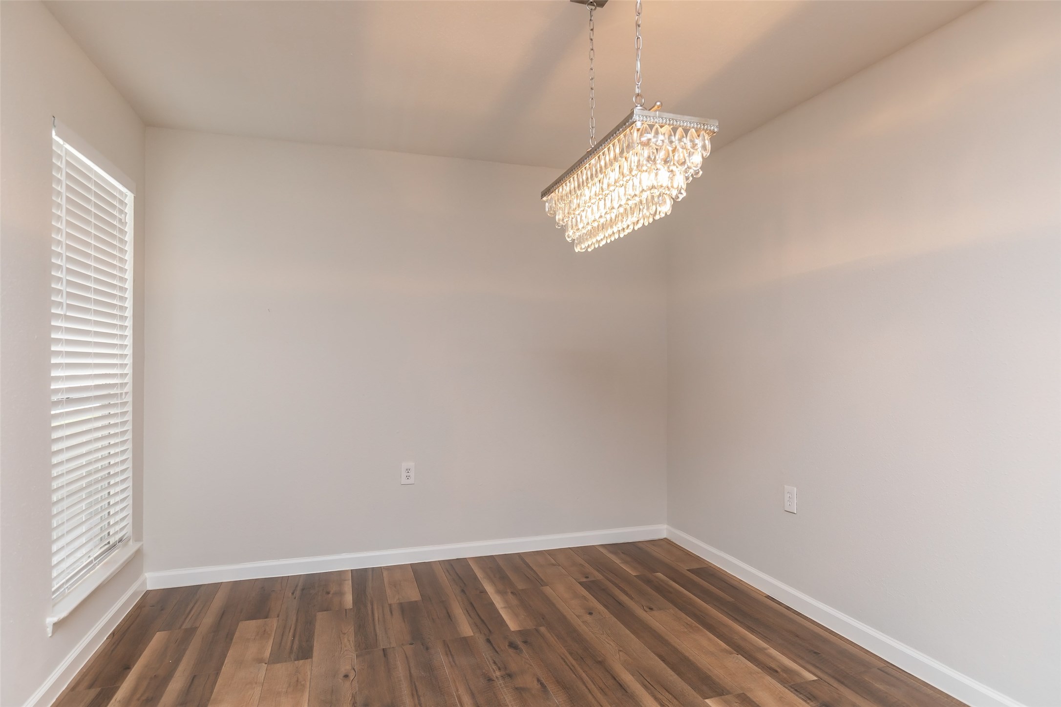 46 N Deerfoot Circle Property Photo 7