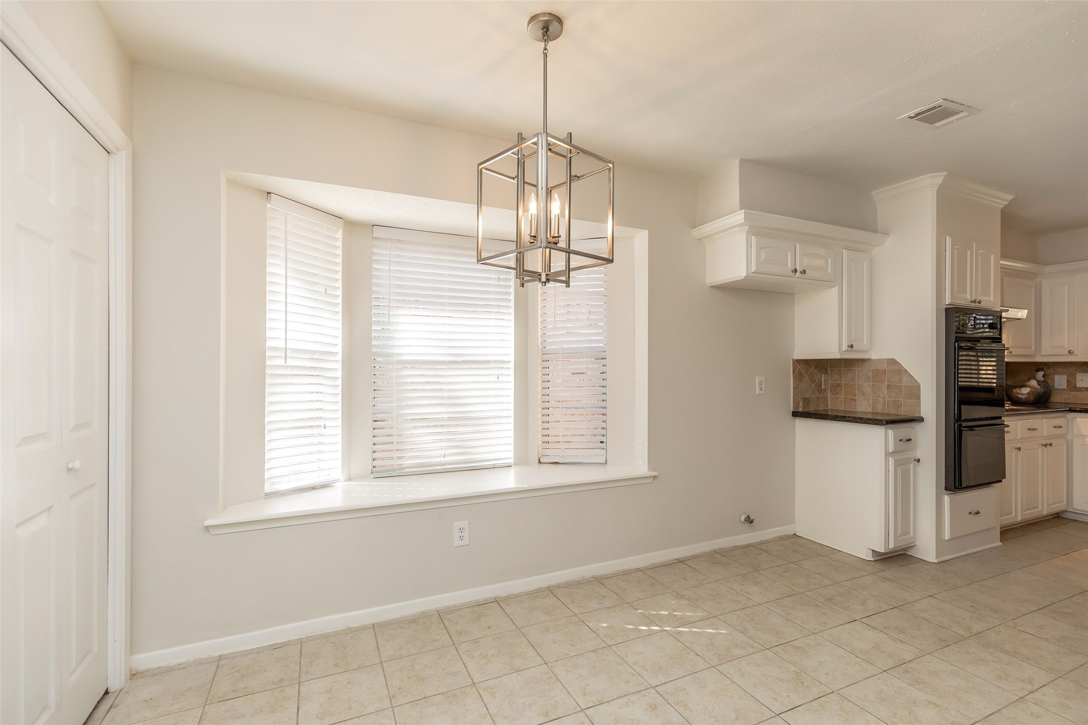 46 N Deerfoot Circle Property Photo 13