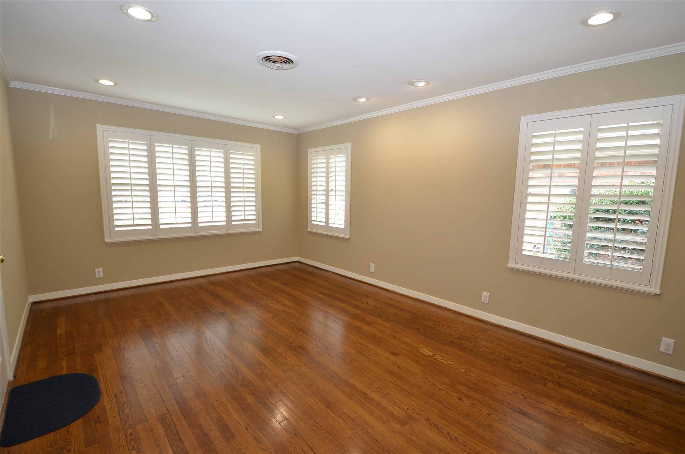 4009 Nenana Drive Property Photo 4