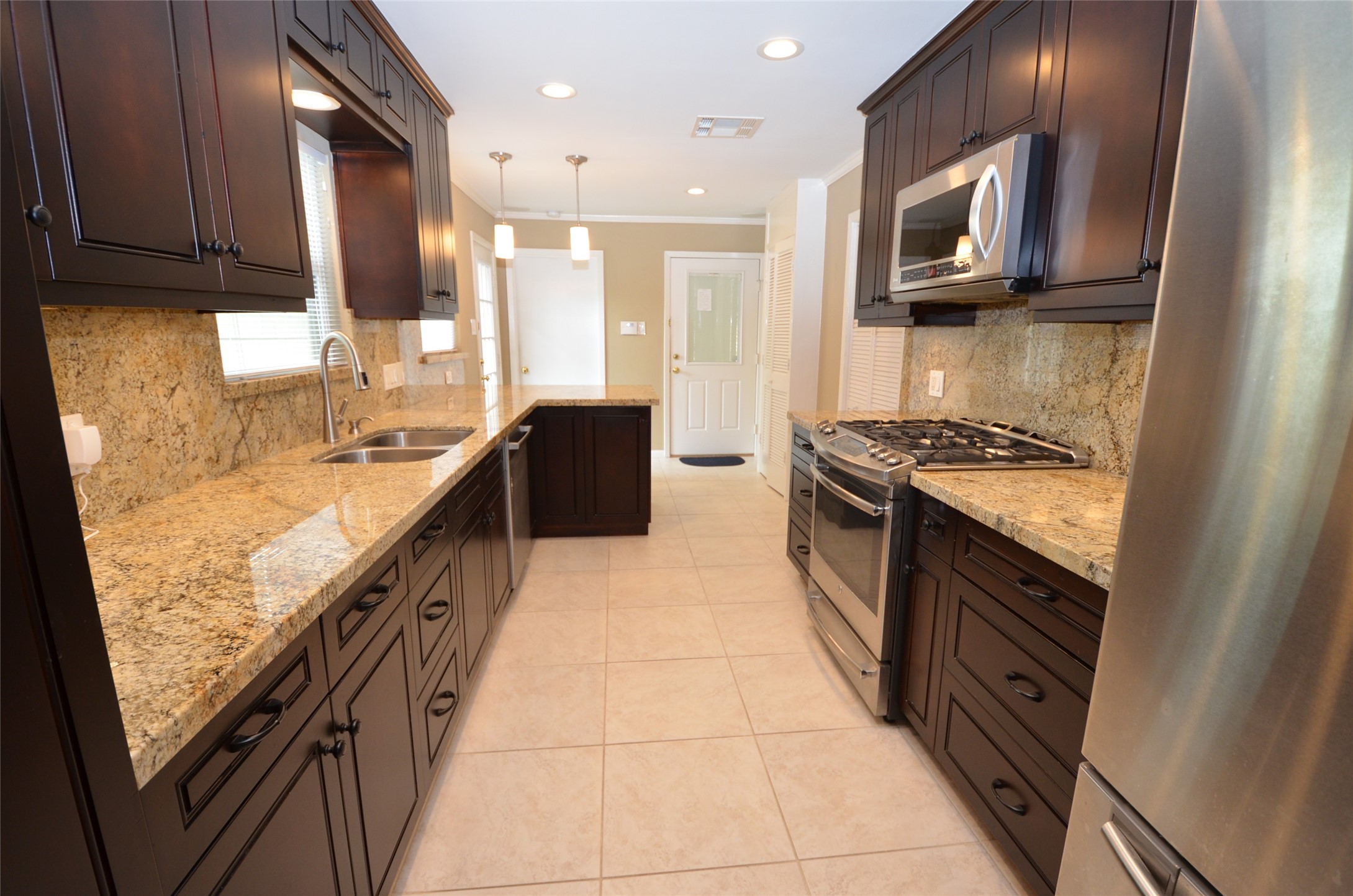 4009 Nenana Drive Property Photo 10