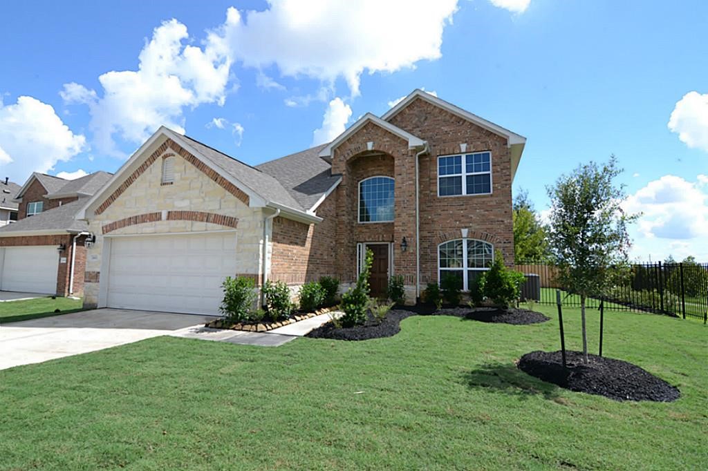 23535 Malbec Drive Property Photo 1