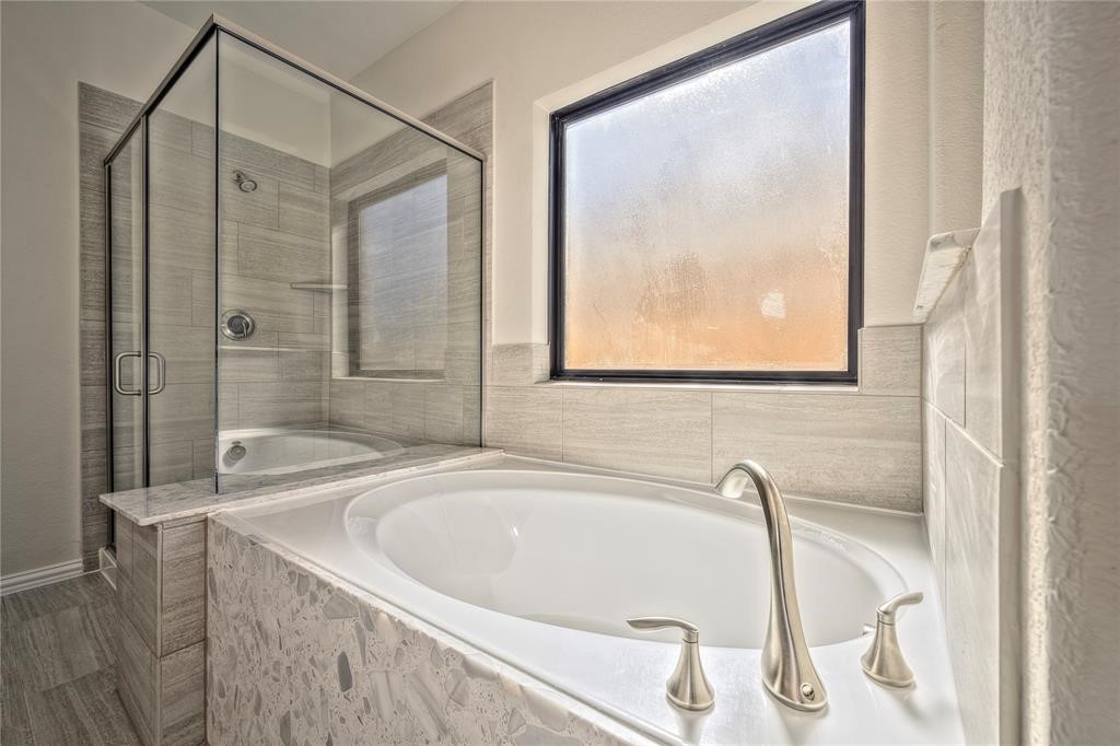 23535 Malbec Drive Property Photo 7