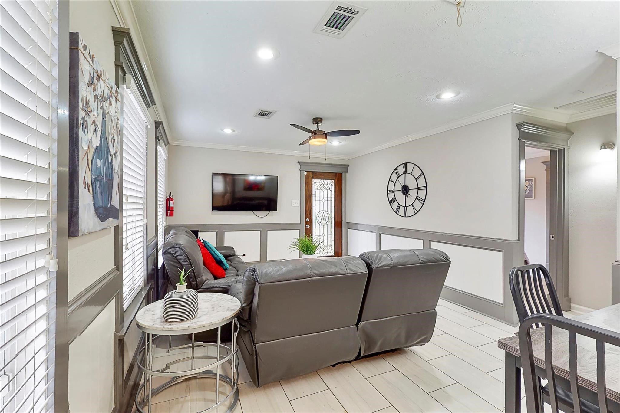 7825 Cook Road Property Photo 2