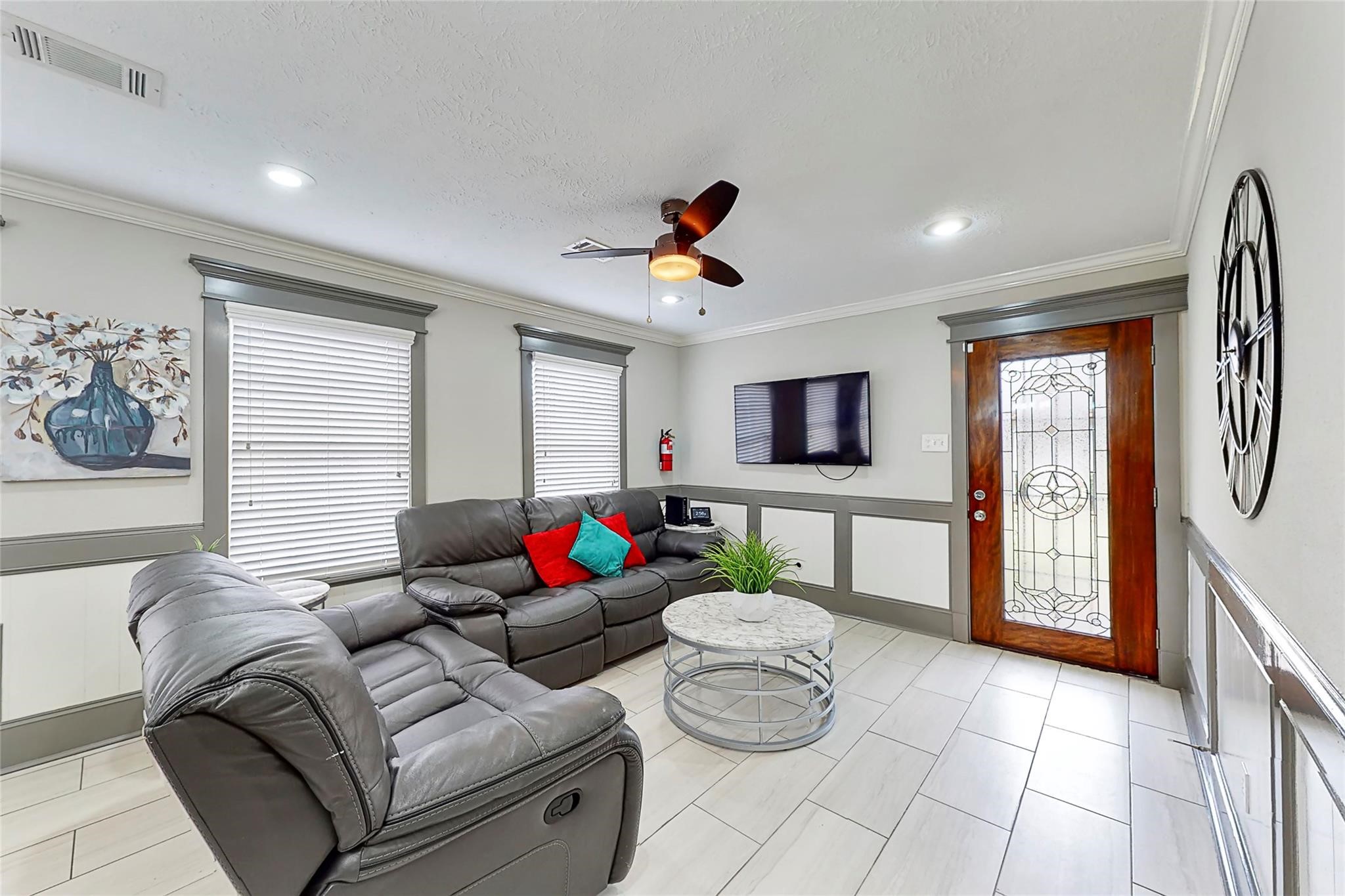 7825 Cook Road Property Photo 4
