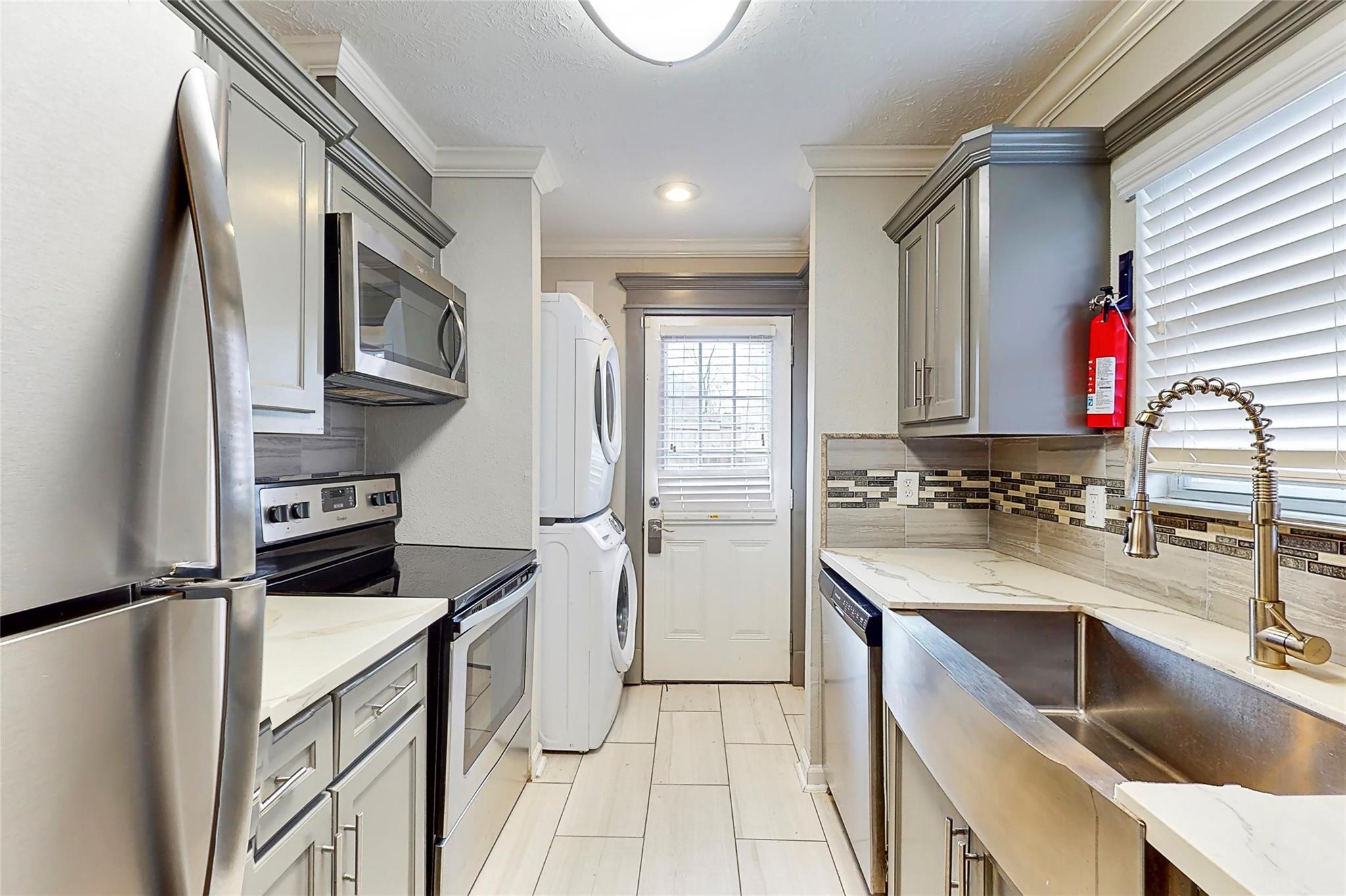 7825 Cook Road Property Photo 6
