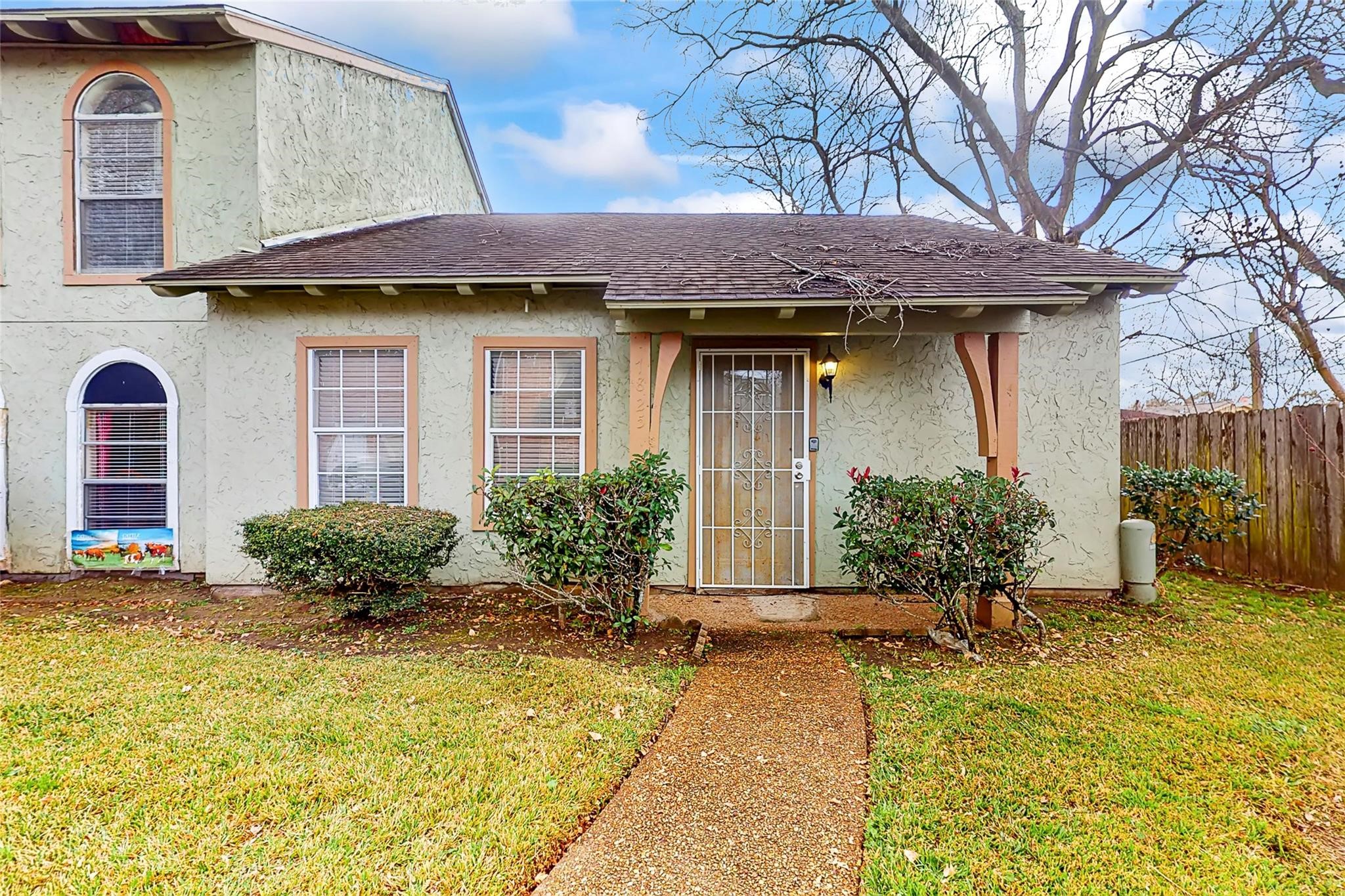 7825 Cook Road Property Photo 9