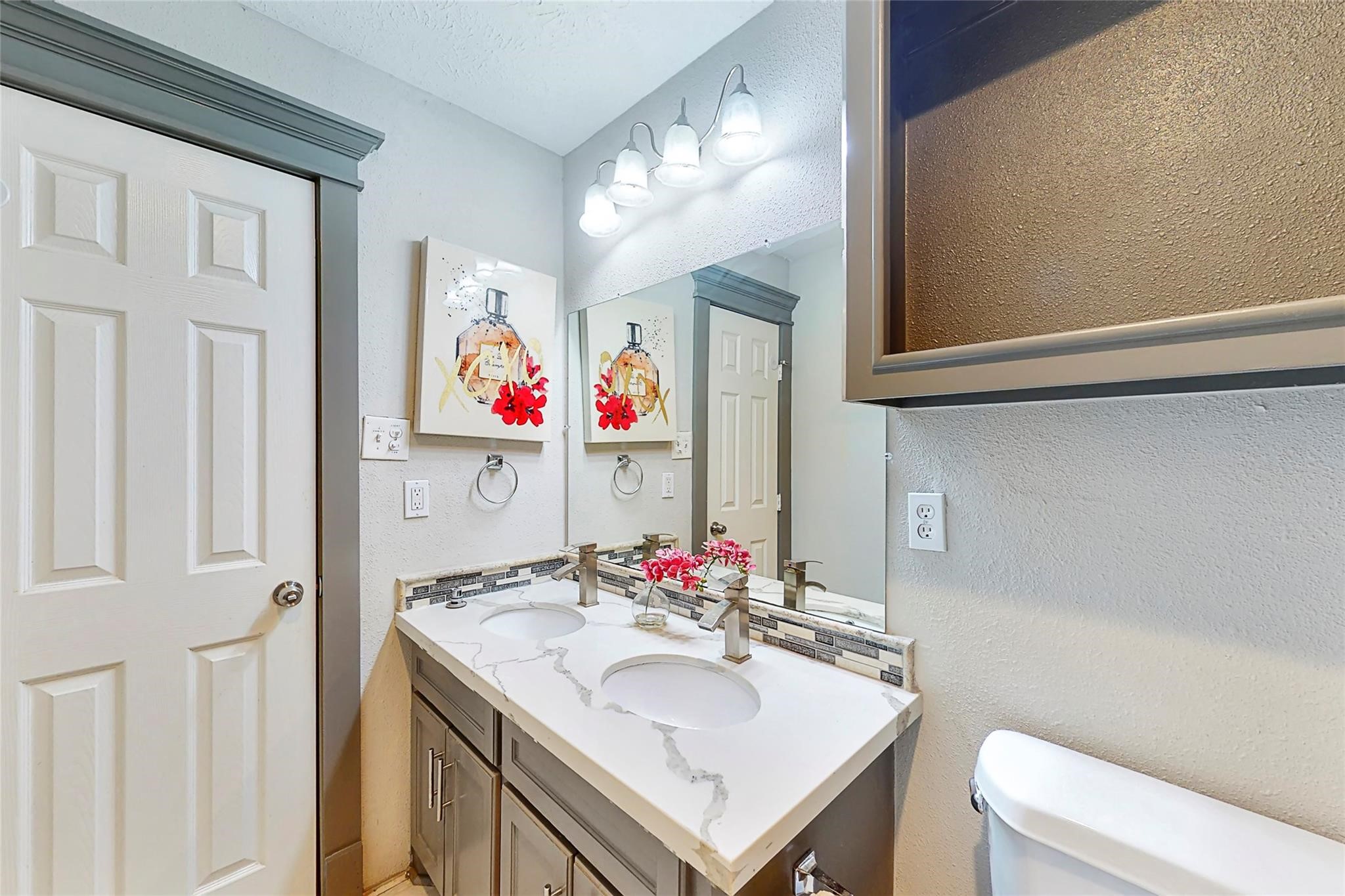 7825 Cook Road Property Photo 12