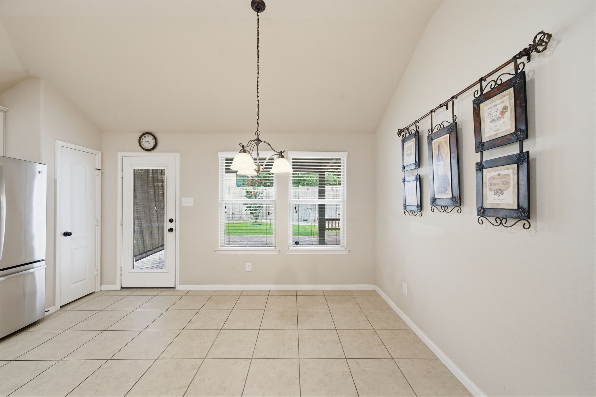 7611 Willow School Drive Property Photo 11