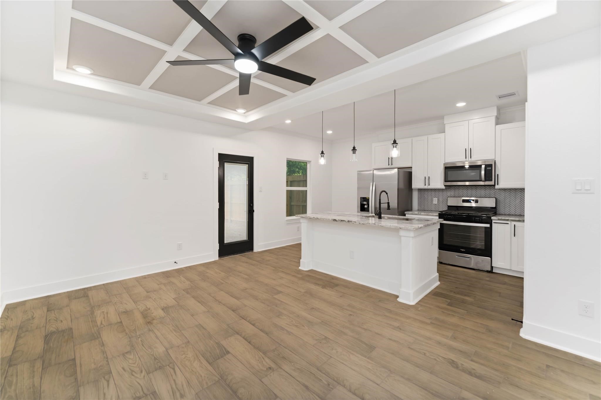 6736 Paris Street Property Photo 5