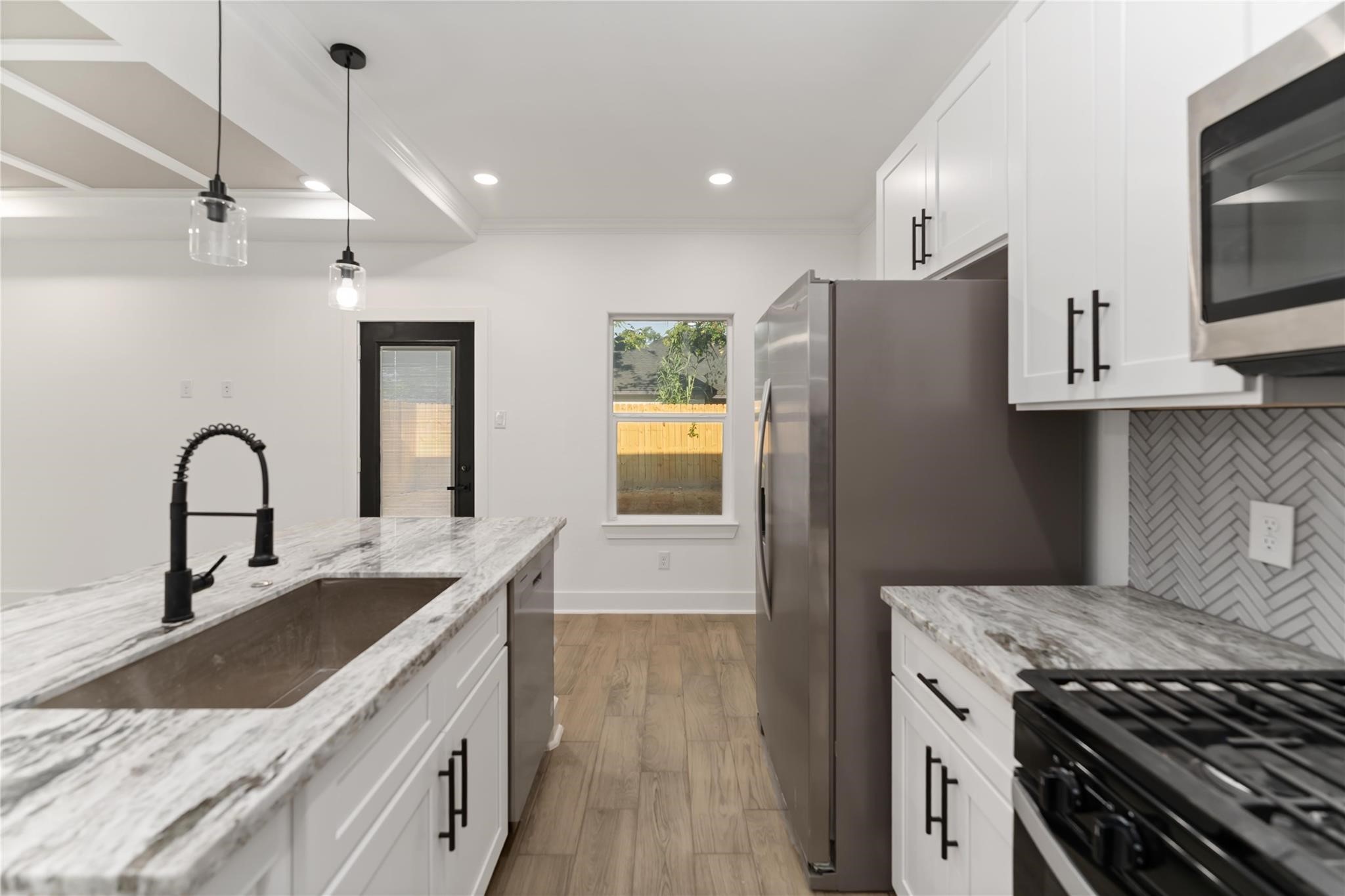 6736 Paris Street Property Photo 7