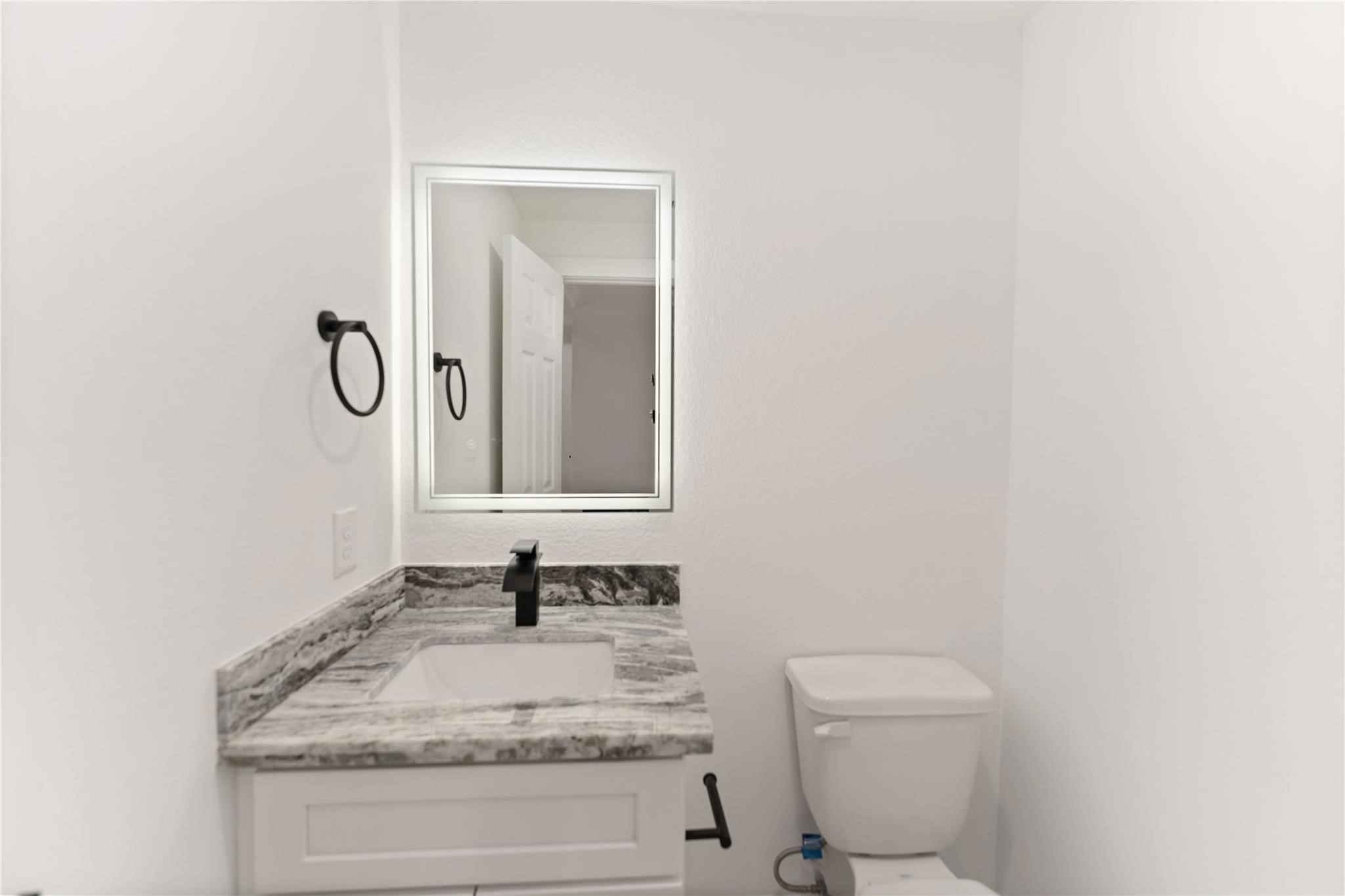 6736 Paris Street Property Photo 8
