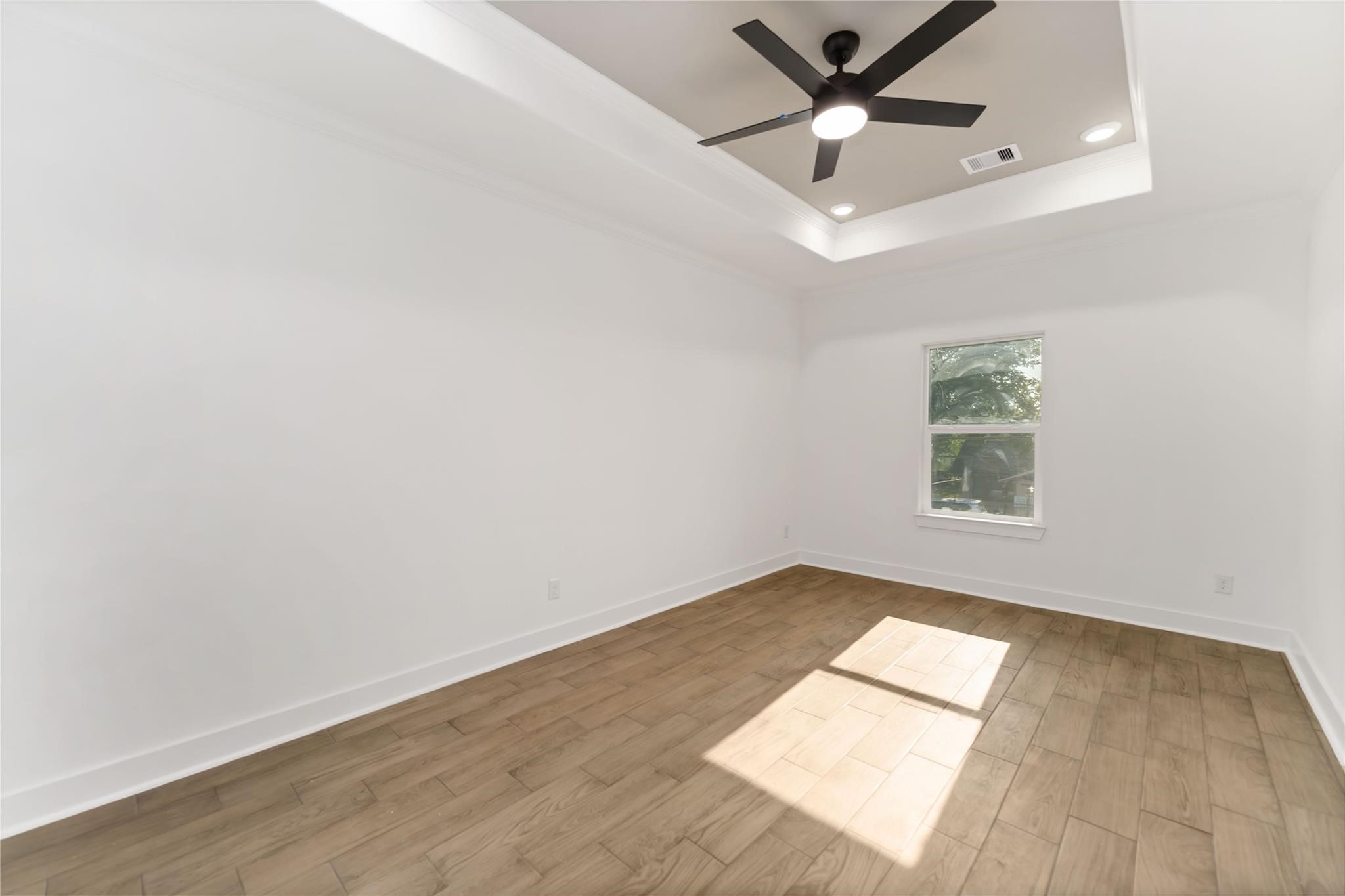 6736 Paris Street Property Photo 10