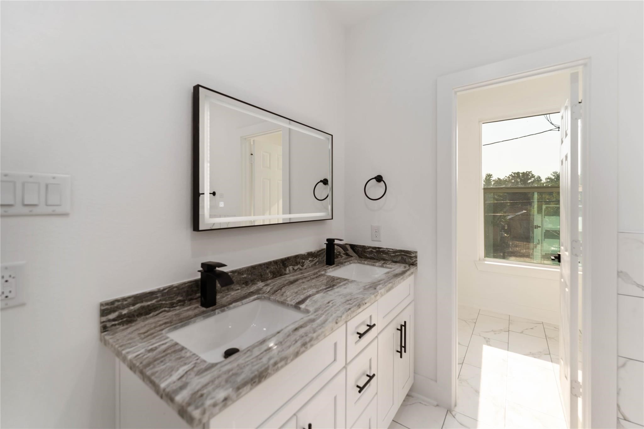 6736 Paris Street Property Photo 13