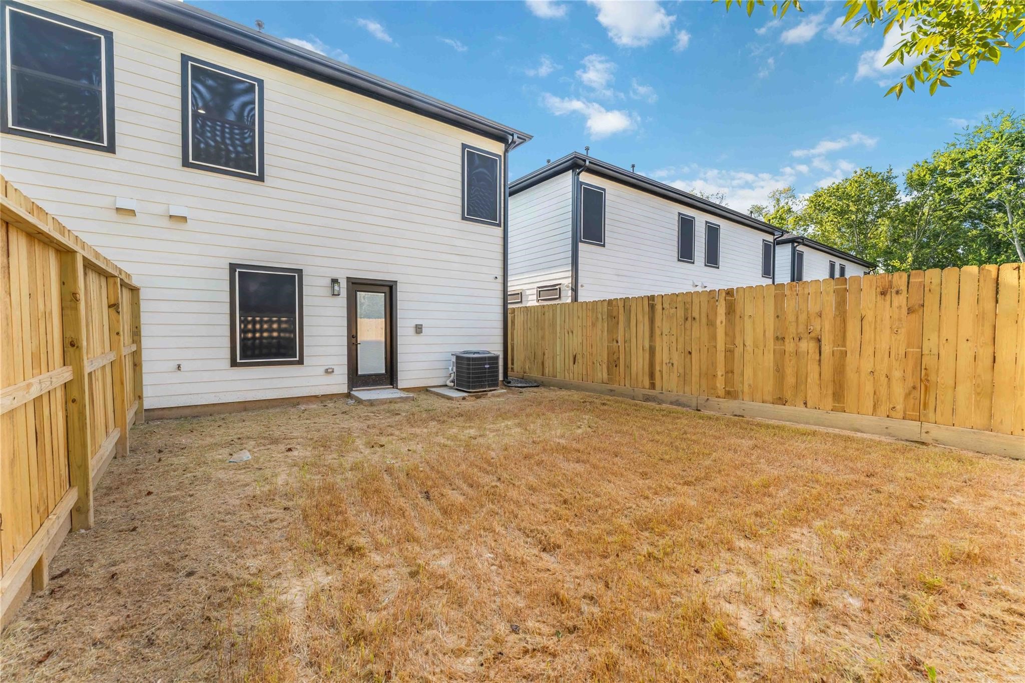 6736 Paris Street Property Photo 24